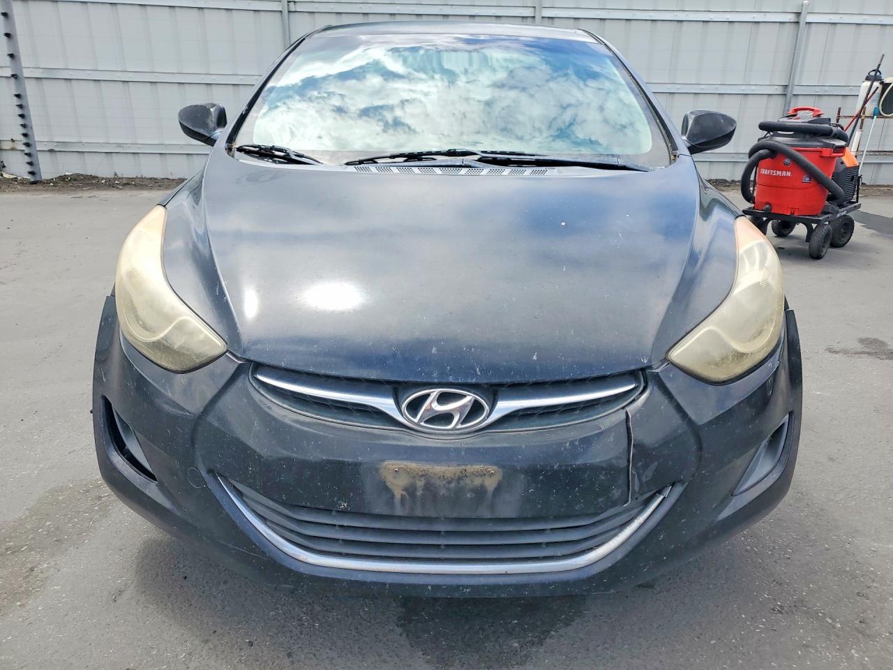 2011 Hyundai Elantra Gls Black vin: 5NPDH4AE4BH000505