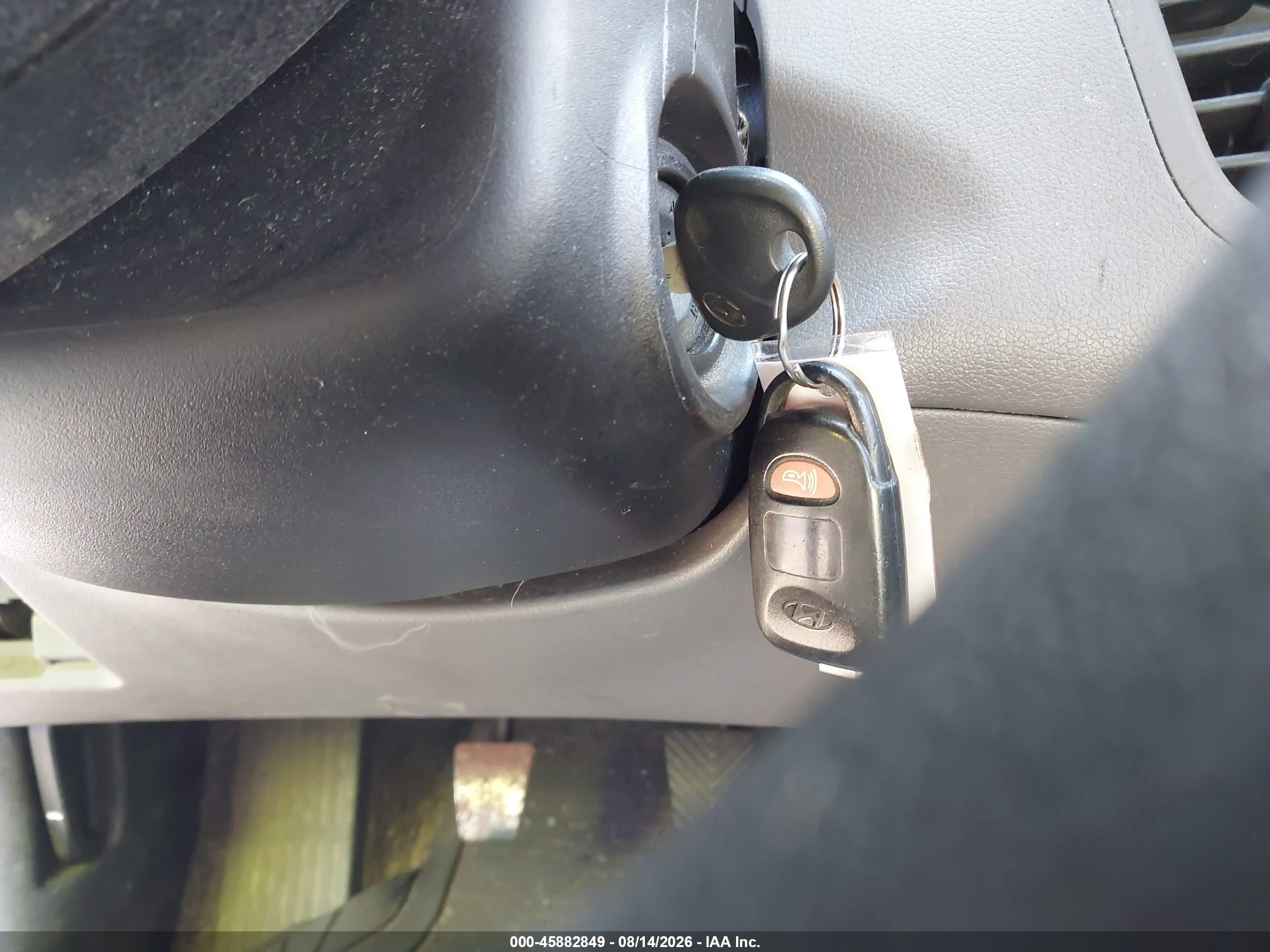 2011 Hyundai Elantra Gls Silver vin: 5NPDH4AE4BH000911