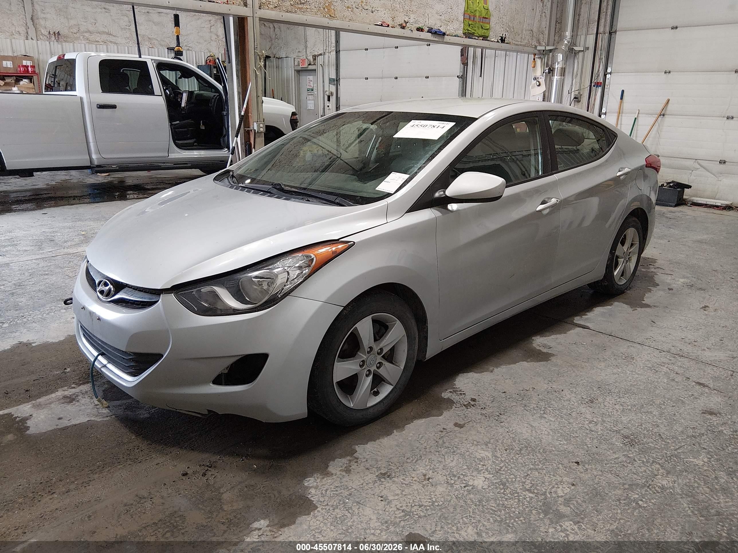 2011 Hyundai Elantra Gls Silver vin: 5NPDH4AE4BH005025