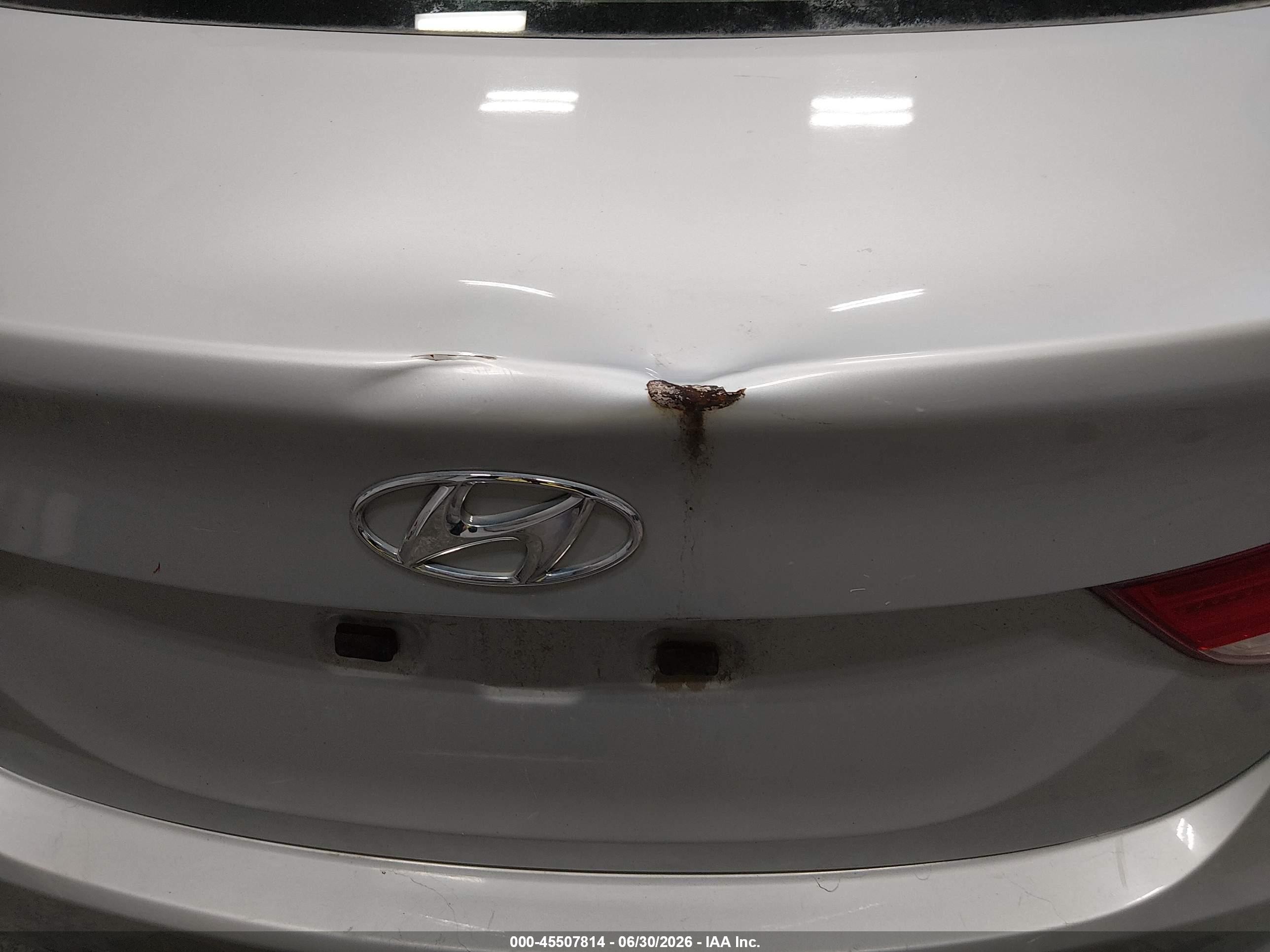 2011 Hyundai Elantra Gls Серебряный vin: 5NPDH4AE4BH005025