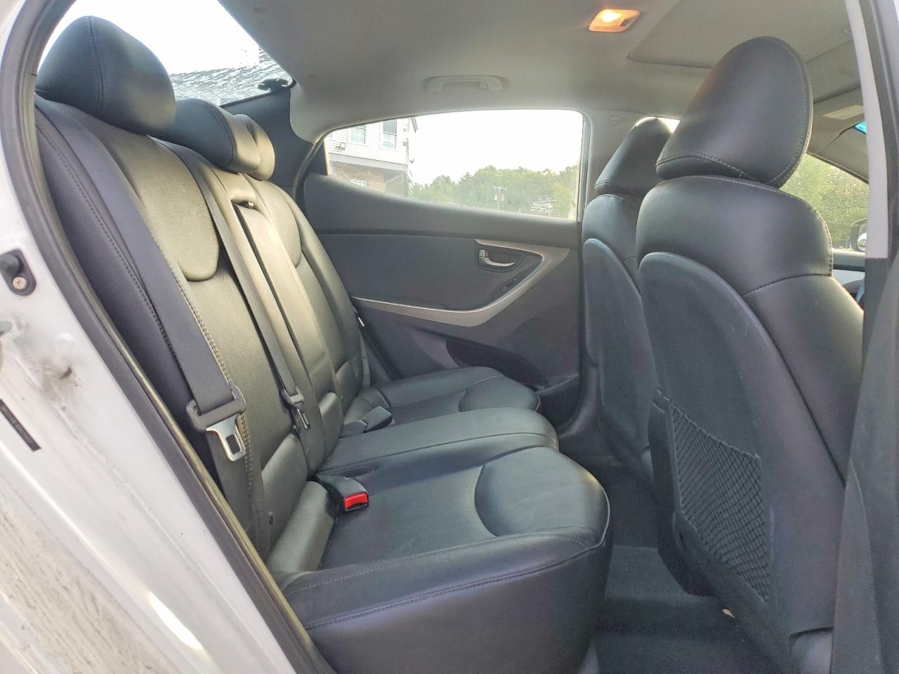2011 Hyundai Elantra Limited White vin: 5NPDH4AE4BH010001