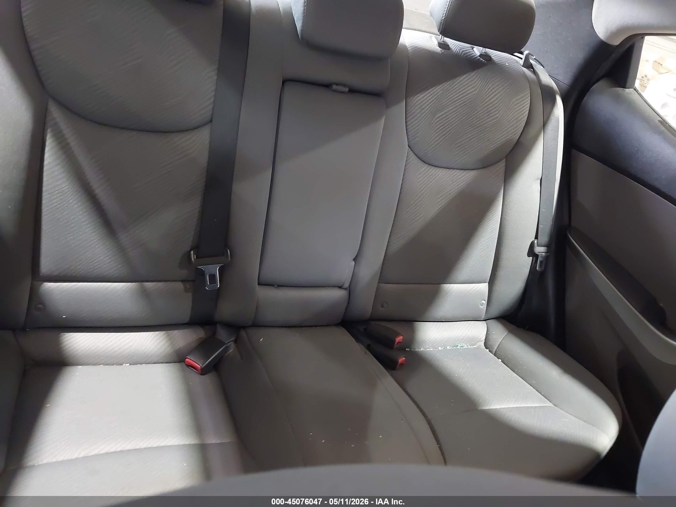 2011 Hyundai Elantra Gls Silver vin: 5NPDH4AE4BH012864