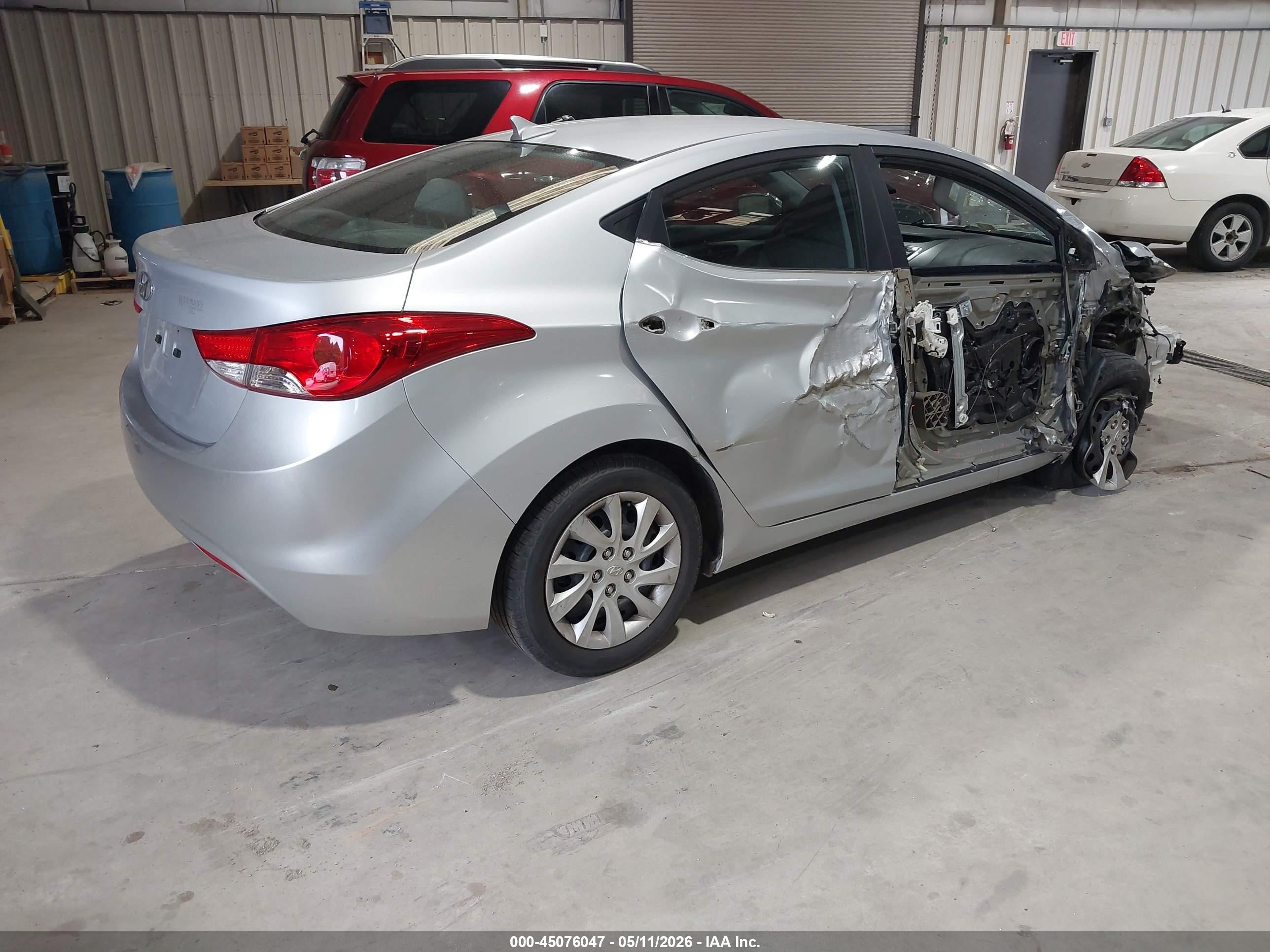 2011 Hyundai Elantra Gls Silver vin: 5NPDH4AE4BH012864