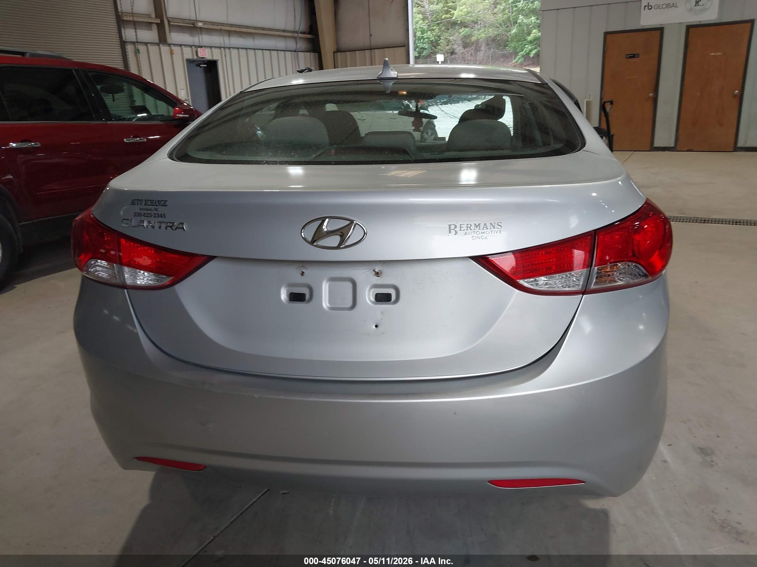2011 Hyundai Elantra Gls Silver vin: 5NPDH4AE4BH012864