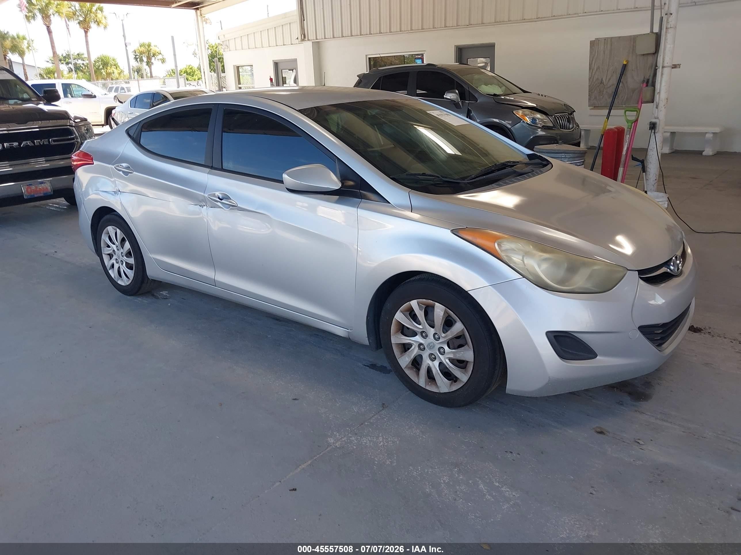 2011 Hyundai Elantra Gls Silver vin: 5NPDH4AE4BH029812