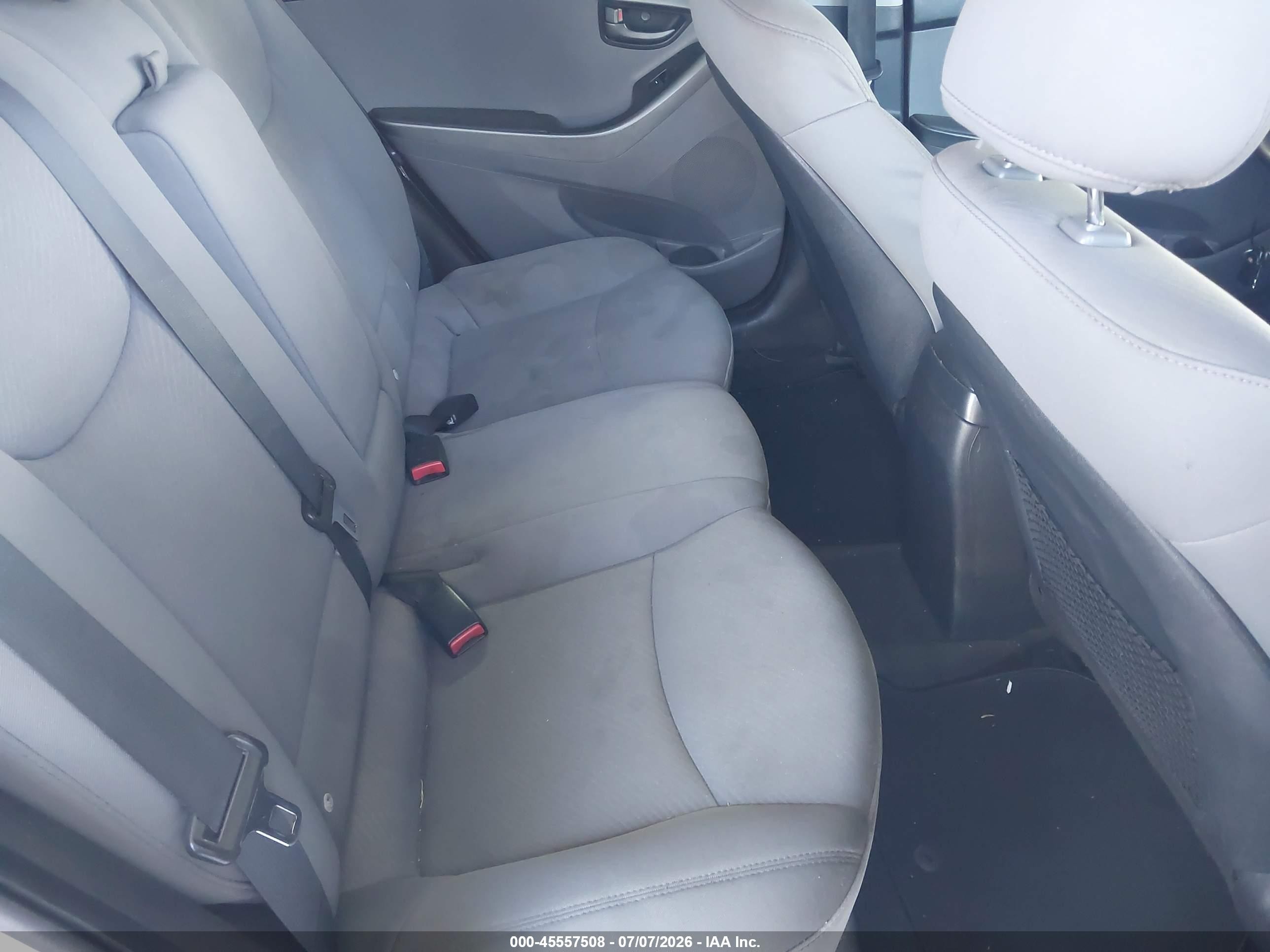 2011 Hyundai Elantra Gls Silver vin: 5NPDH4AE4BH029812