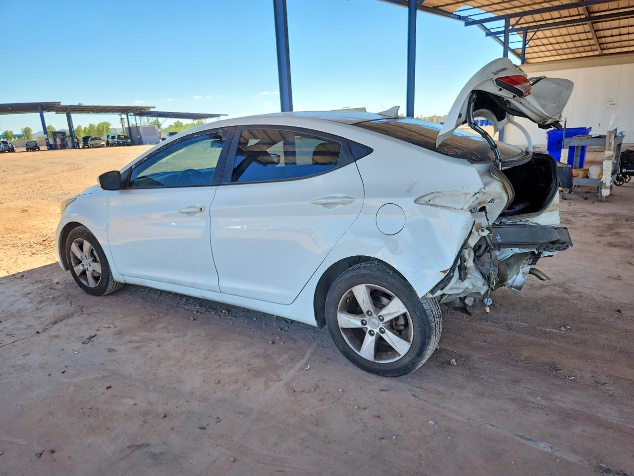2011 Hyundai Elantra Gls White vin: 5NPDH4AE4BH050790