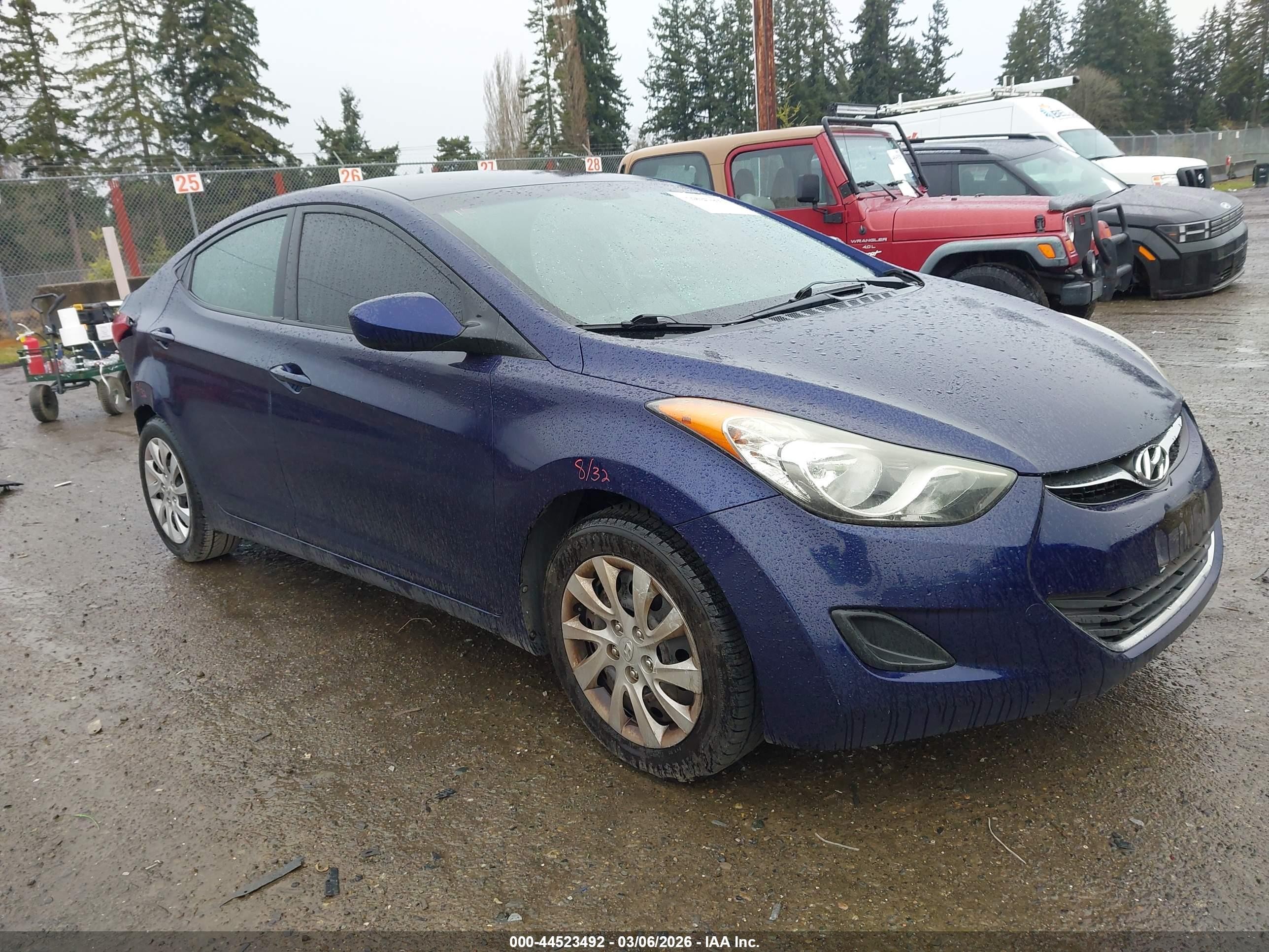 2011 Hyundai Elantra Gls Blue vin: 5NPDH4AE4BH060977