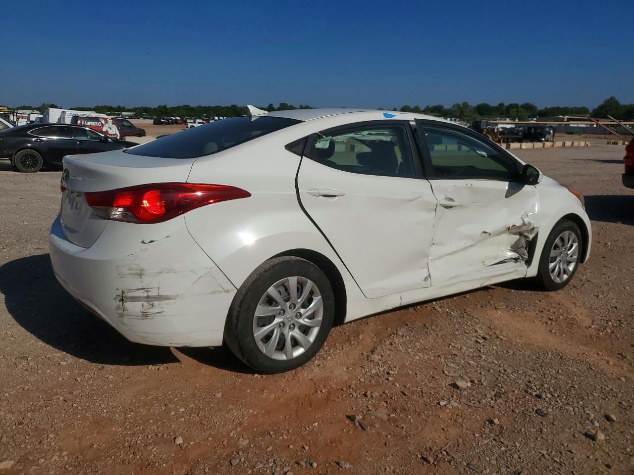 2012 Hyundai Elantra Gls White vin: 5NPDH4AE4CH067896