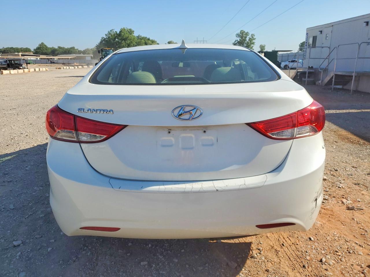 2012 Hyundai Elantra Gls White vin: 5NPDH4AE4CH067896