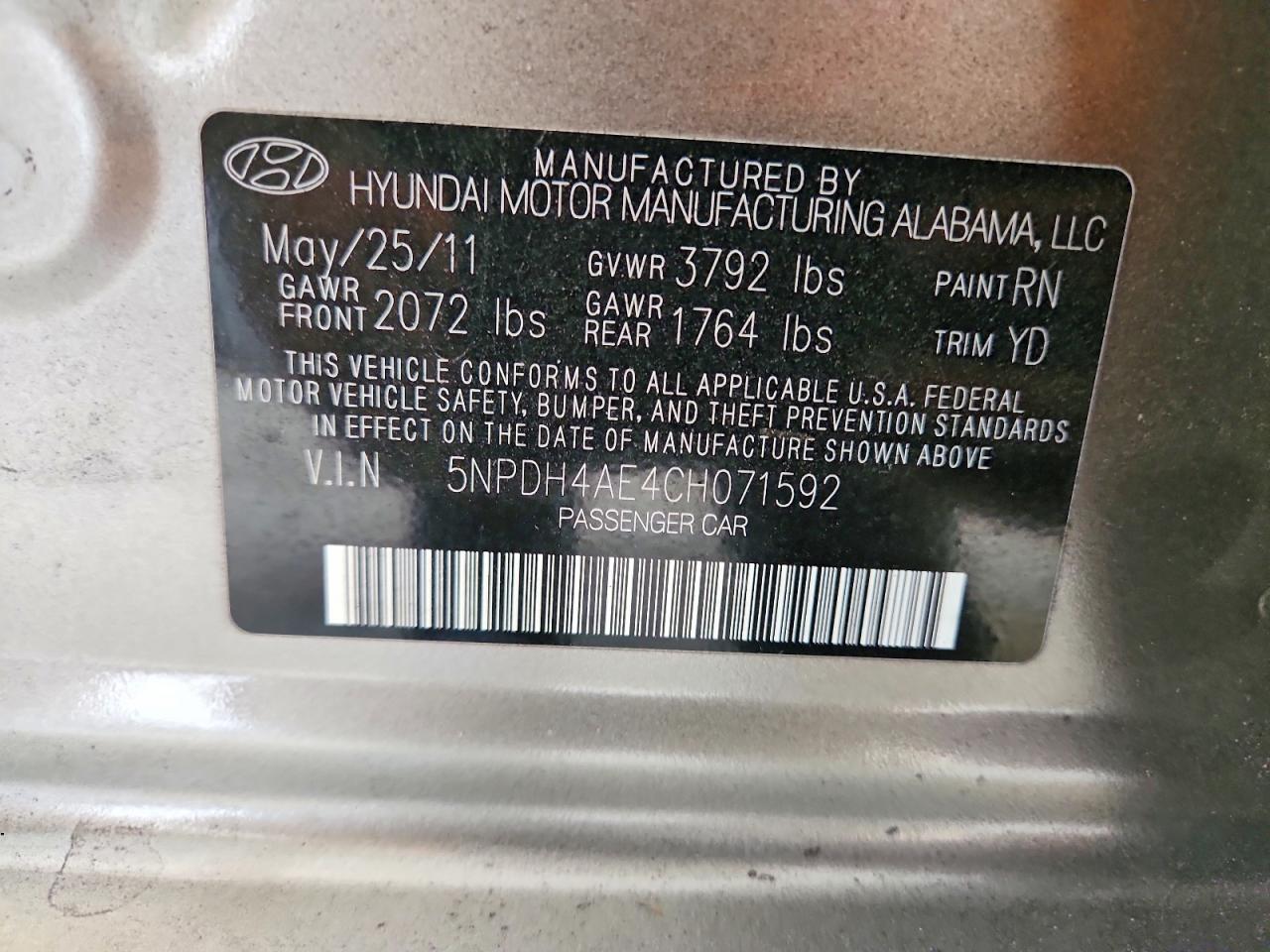 2012 Hyundai Elantra Gls Silver vin: 5NPDH4AE4CH071592