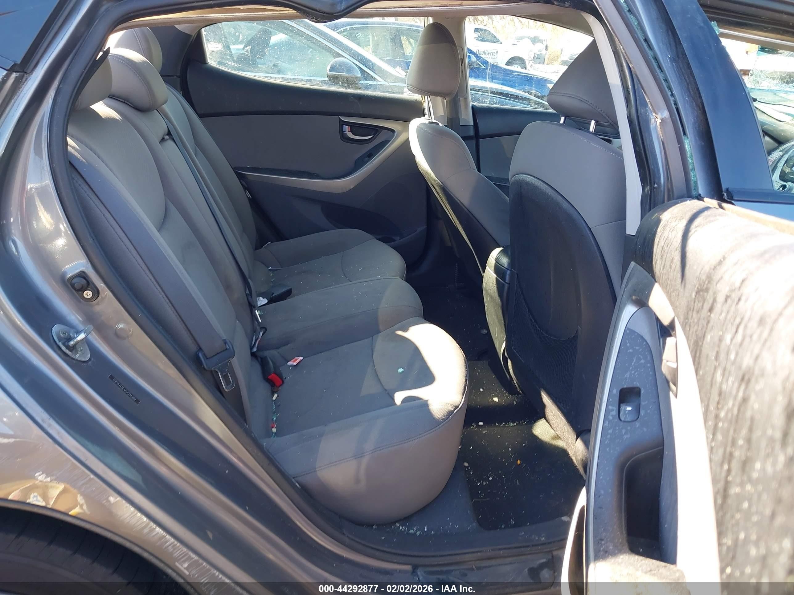 2012 Hyundai Elantra Gls Gray vin: 5NPDH4AE4CH074380
