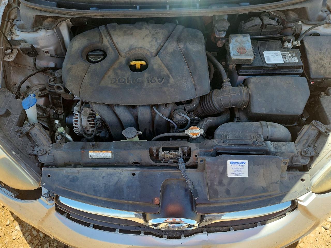 2012 Hyundai Elantra Gls Серебряный vin: 5NPDH4AE4CH085136