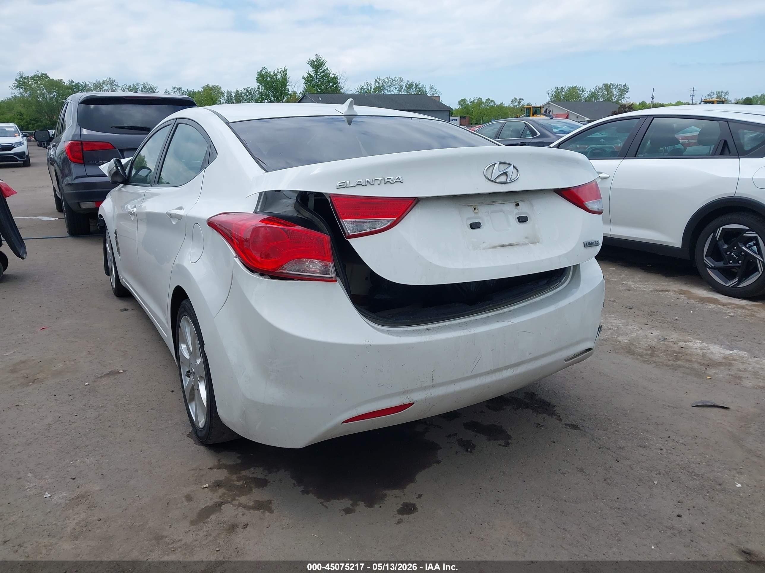 2012 Hyundai Elantra Limited White vin: 5NPDH4AE4CH086030