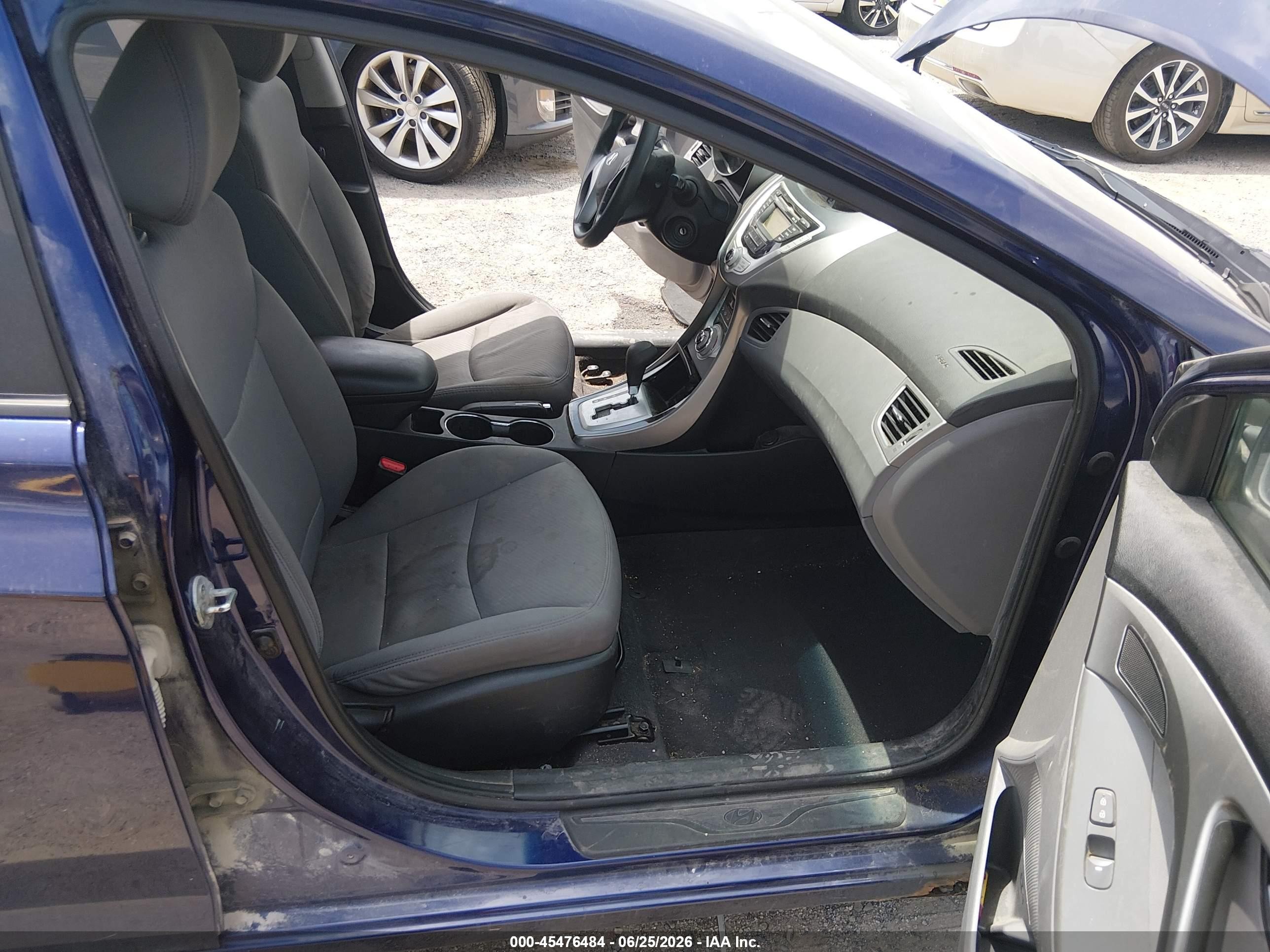 2012 Hyundai Elantra Gls Blue vin: 5NPDH4AE4CH108852