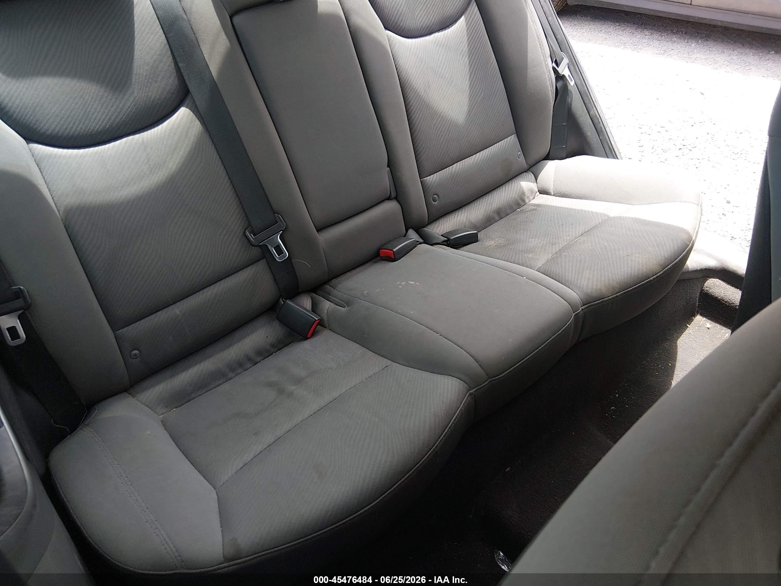 2012 Hyundai Elantra Gls Blue vin: 5NPDH4AE4CH108852