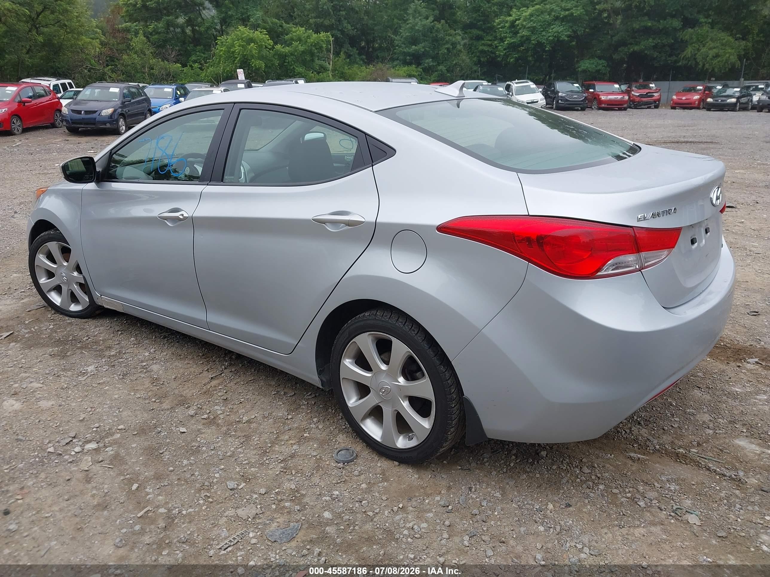 2012 Hyundai Elantra Limited Silver vin: 5NPDH4AE4CH111735