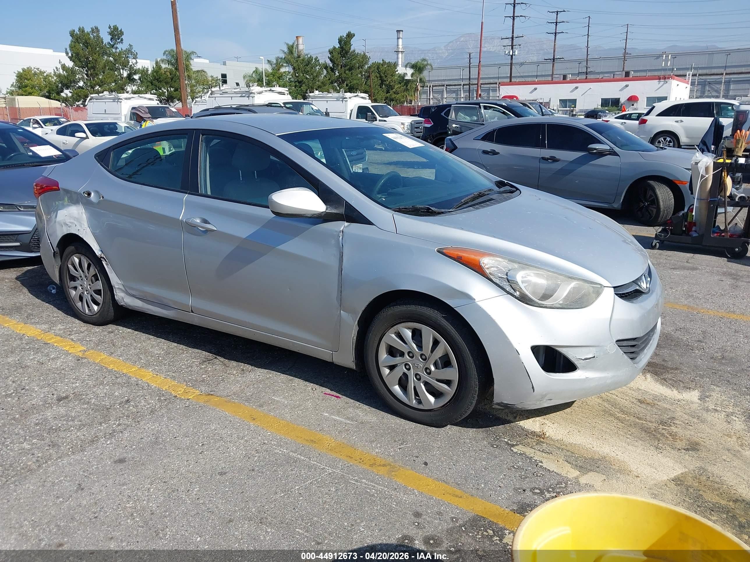 2012 Hyundai Elantra Gls Silver vin: 5NPDH4AE4CH121035