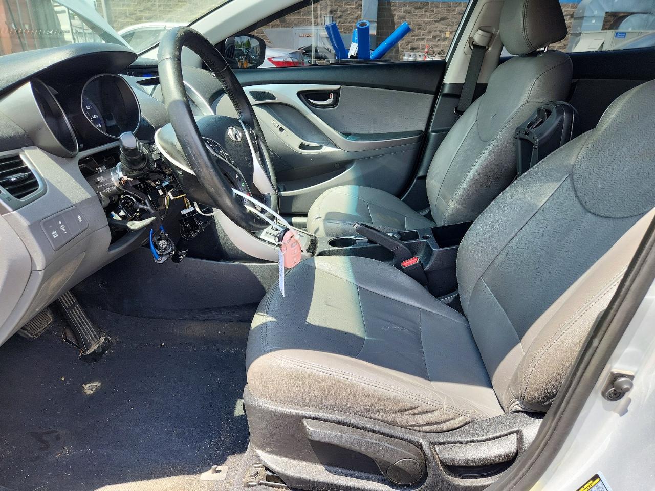 2012 Hyundai Elantra Limited Silver vin: 5NPDH4AE4CH122847