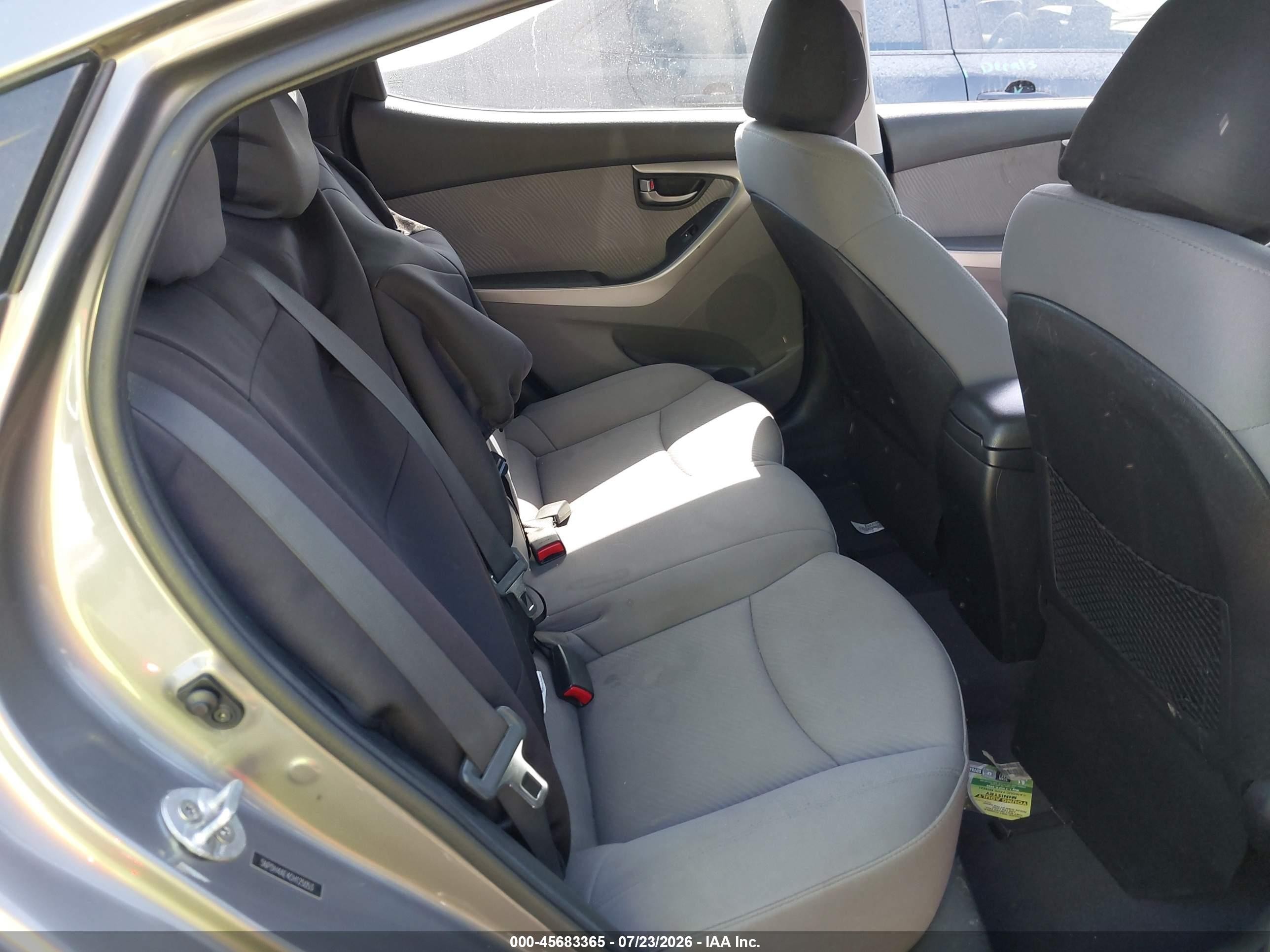 2012 Hyundai Elantra Gls Серый vin: 5NPDH4AE4CH125053