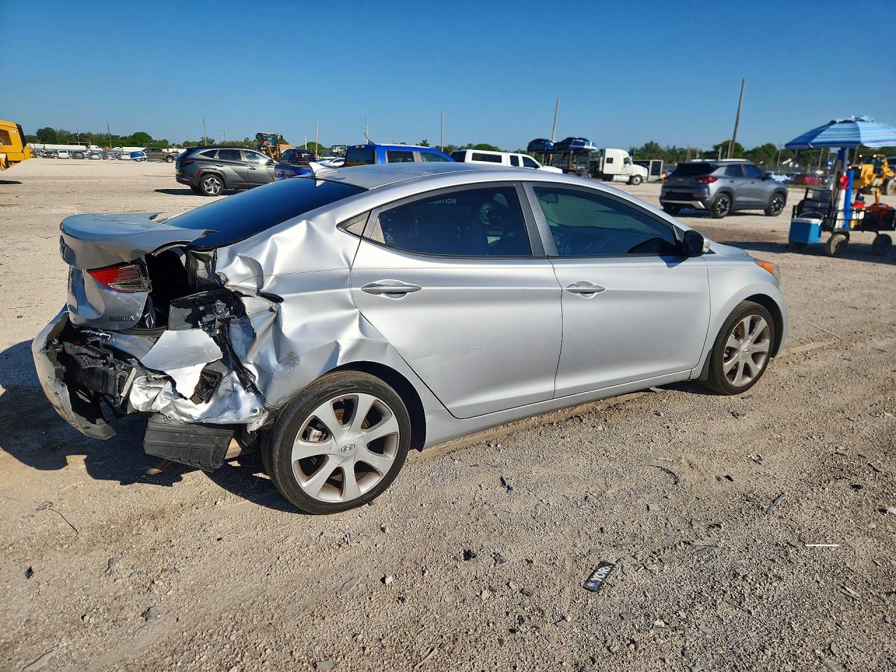 2012 Hyundai Elantra Limited Silver vin: 5NPDH4AE4CH141673