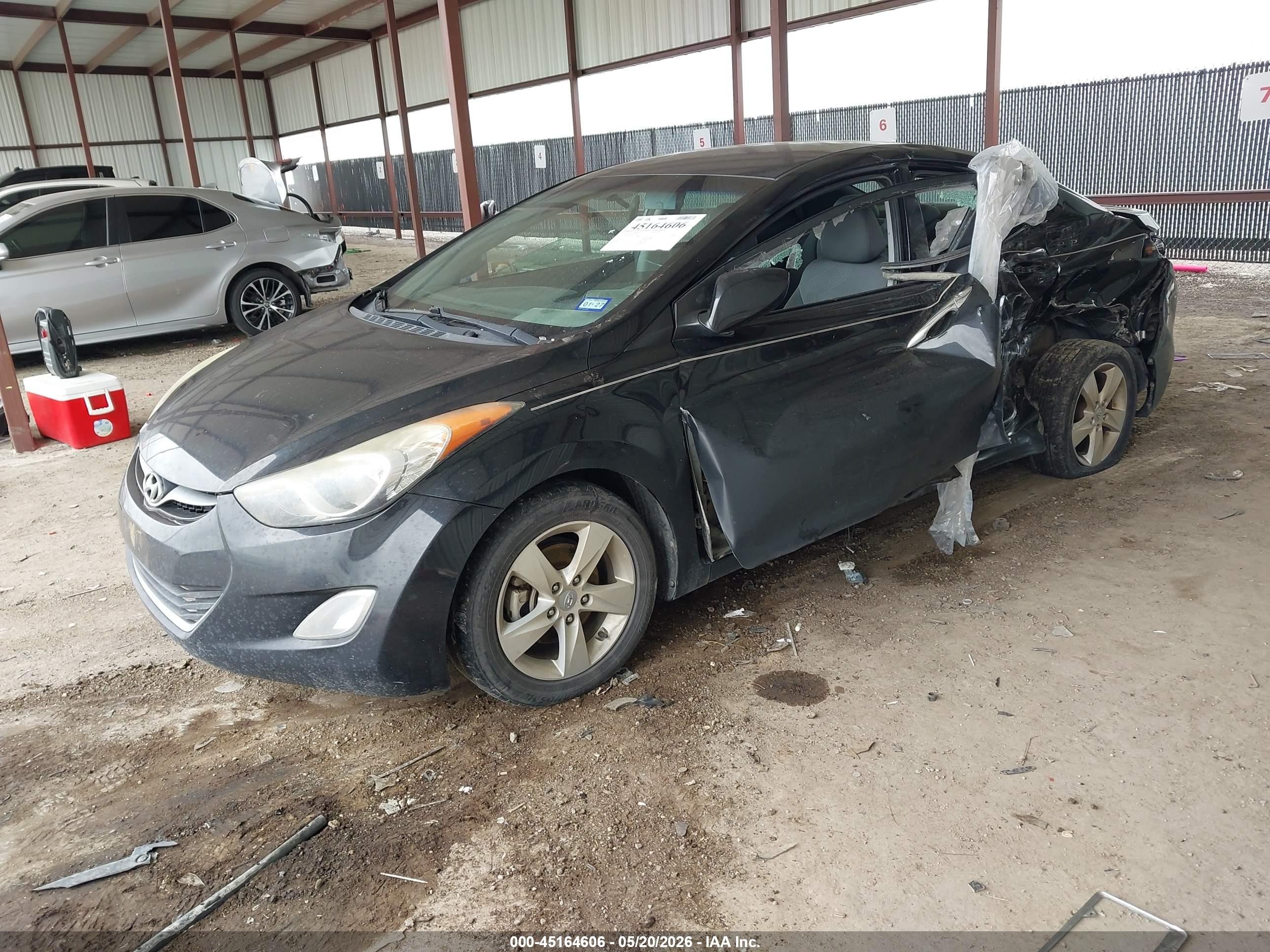 2013 Hyundai Elantra Gls Синий vin: 5NPDH4AE4DH151590