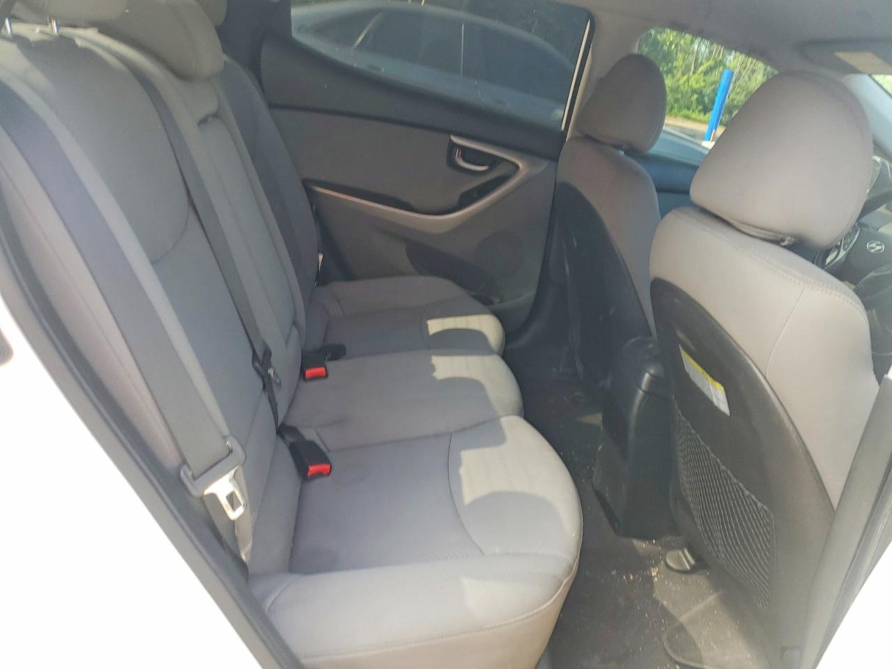 2013 Hyundai Elantra Gls White vin: 5NPDH4AE4DH167174