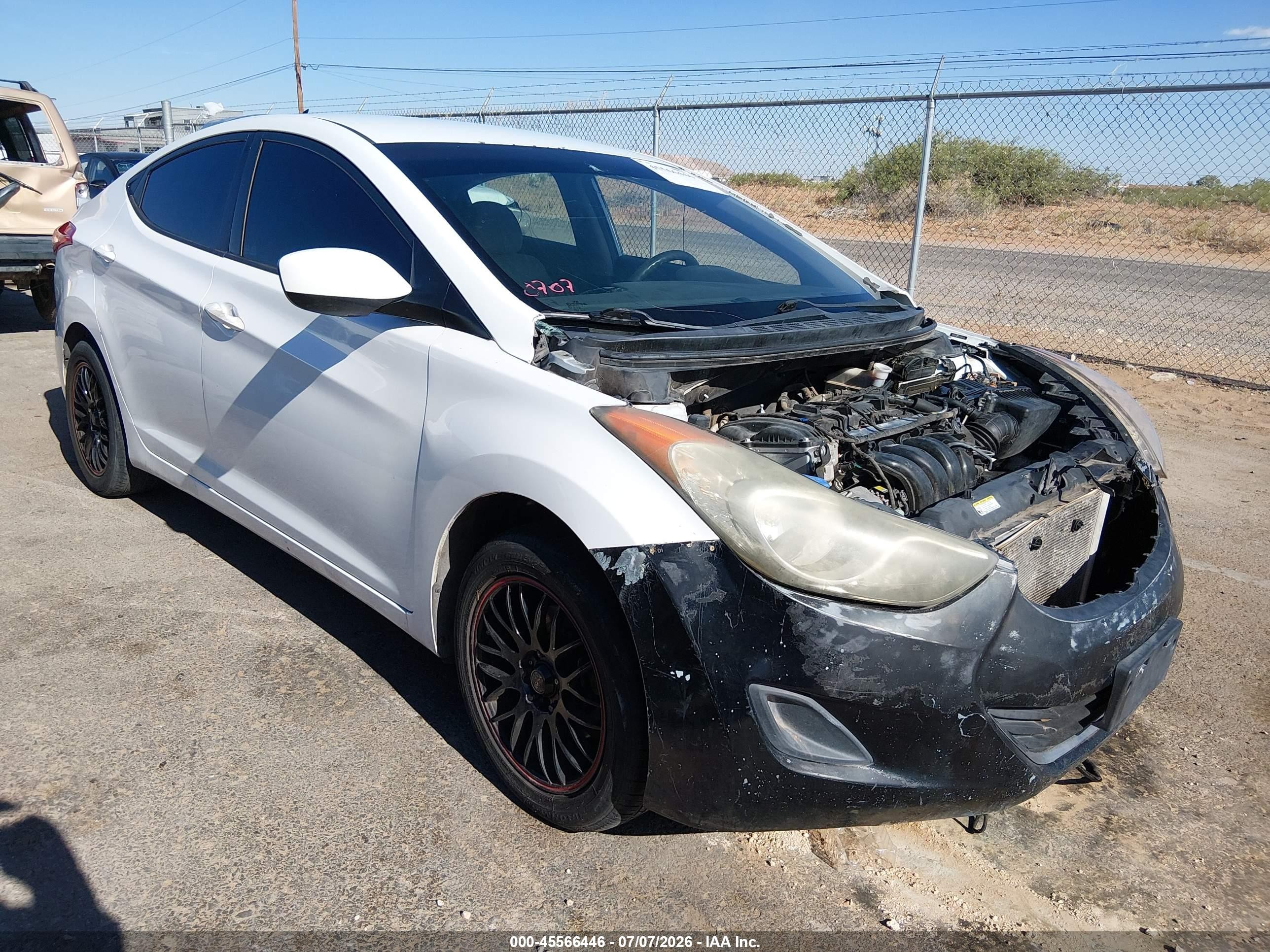 2013 Hyundai Elantra Gls White vin: 5NPDH4AE4DH168518