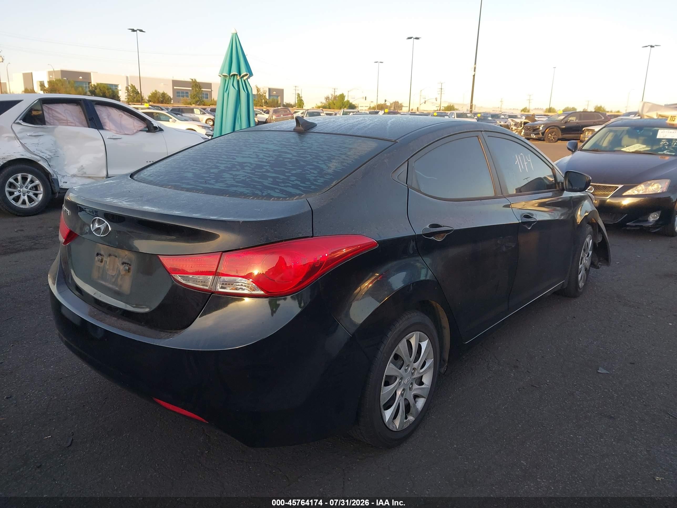 2013 Hyundai Elantra Gls Black vin: 5NPDH4AE4DH182399