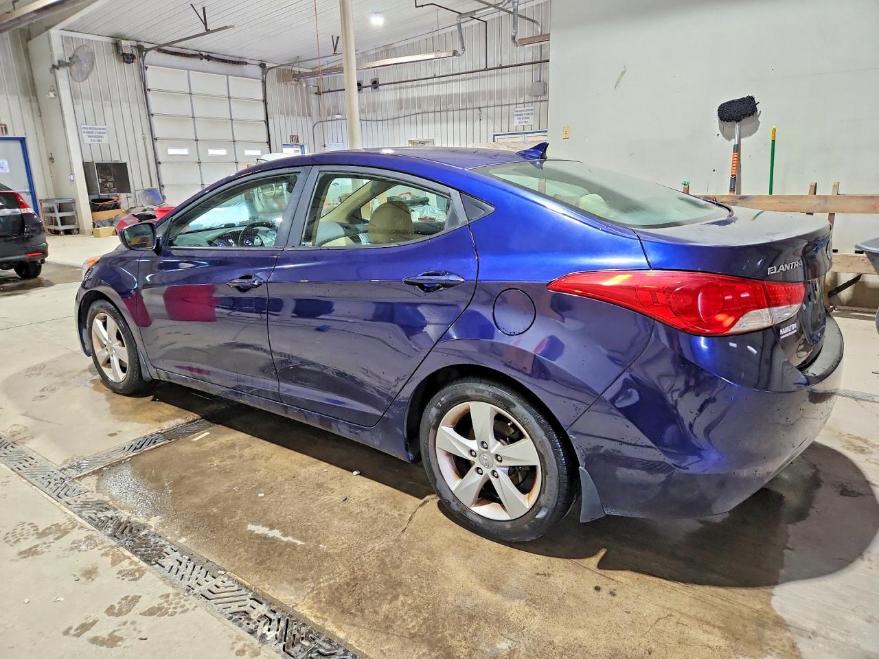 2013 Hyundai Elantra Gls Blue vin: 5NPDH4AE4DH194875