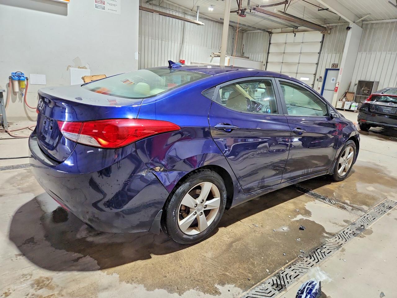 2013 Hyundai Elantra Gls Blue vin: 5NPDH4AE4DH194875