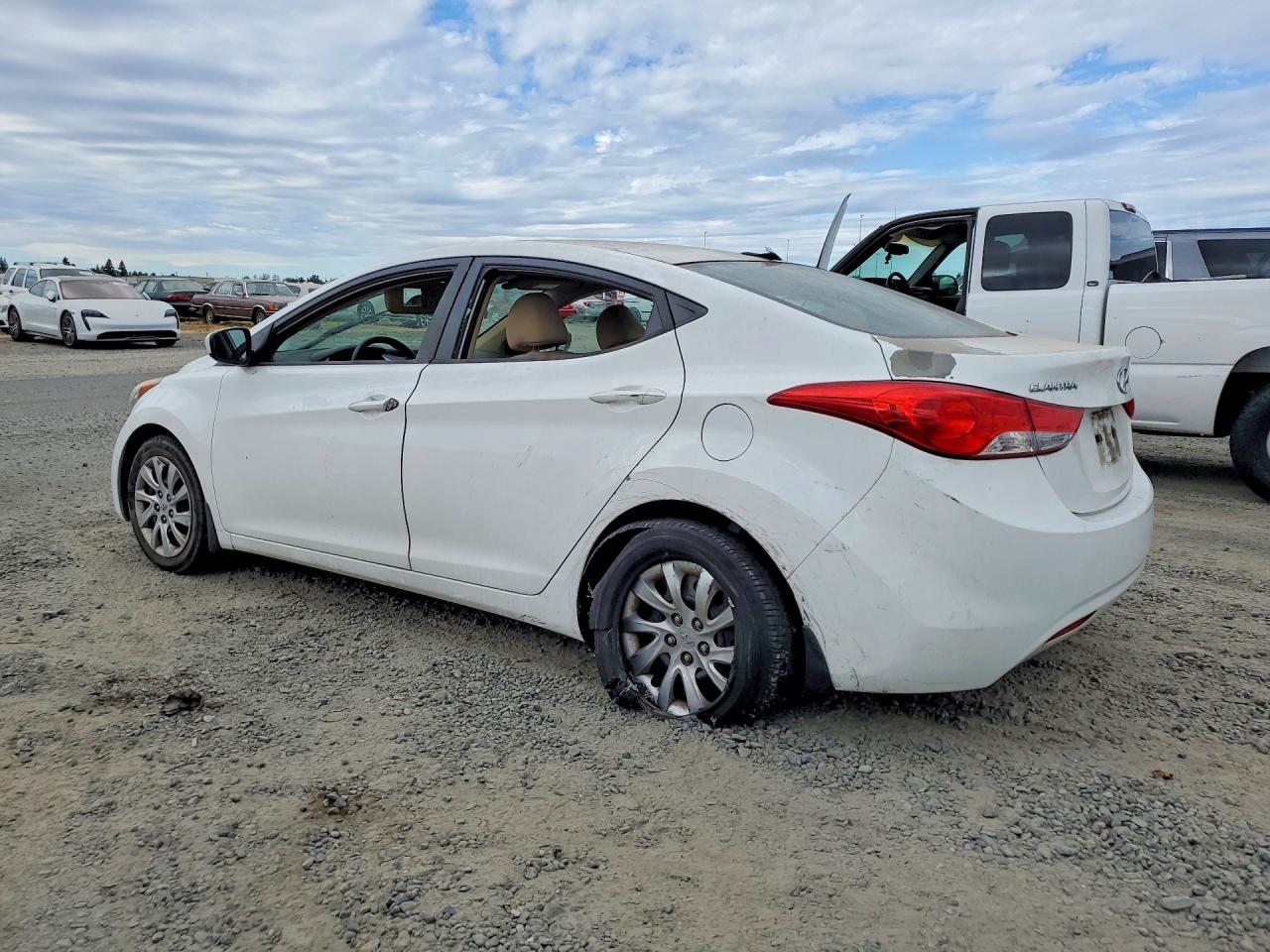 2013 Hyundai Elantra Gls White vin: 5NPDH4AE4DH199168