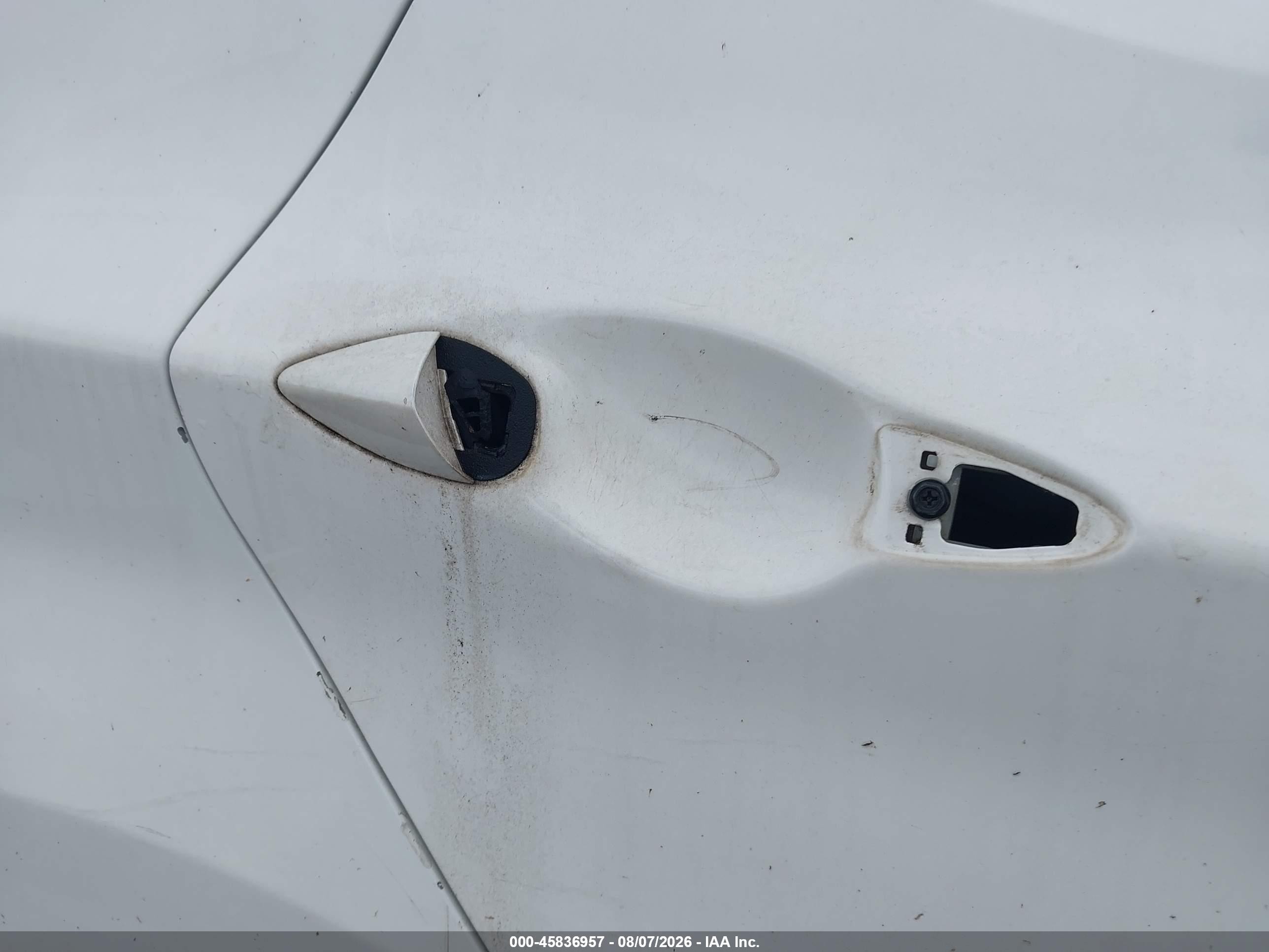 2013 Hyundai Elantra Gls White vin: 5NPDH4AE4DH200545