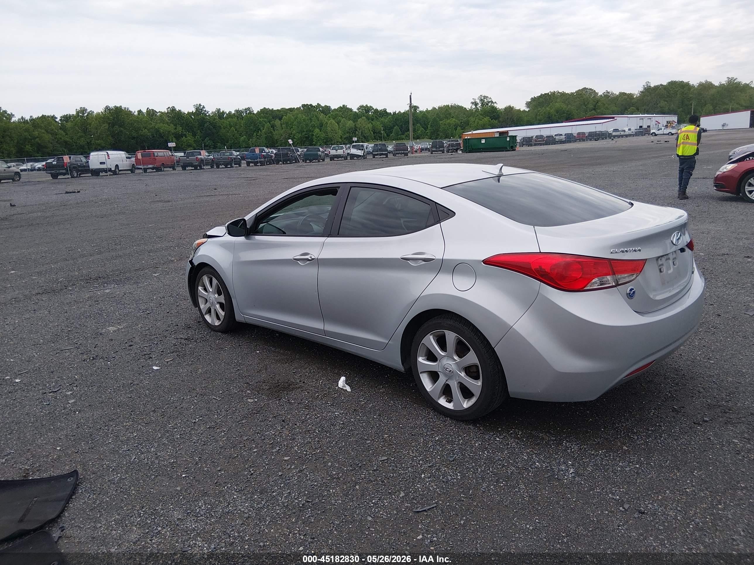 2013 Hyundai Elantra Limited Silver vin: 5NPDH4AE4DH206622