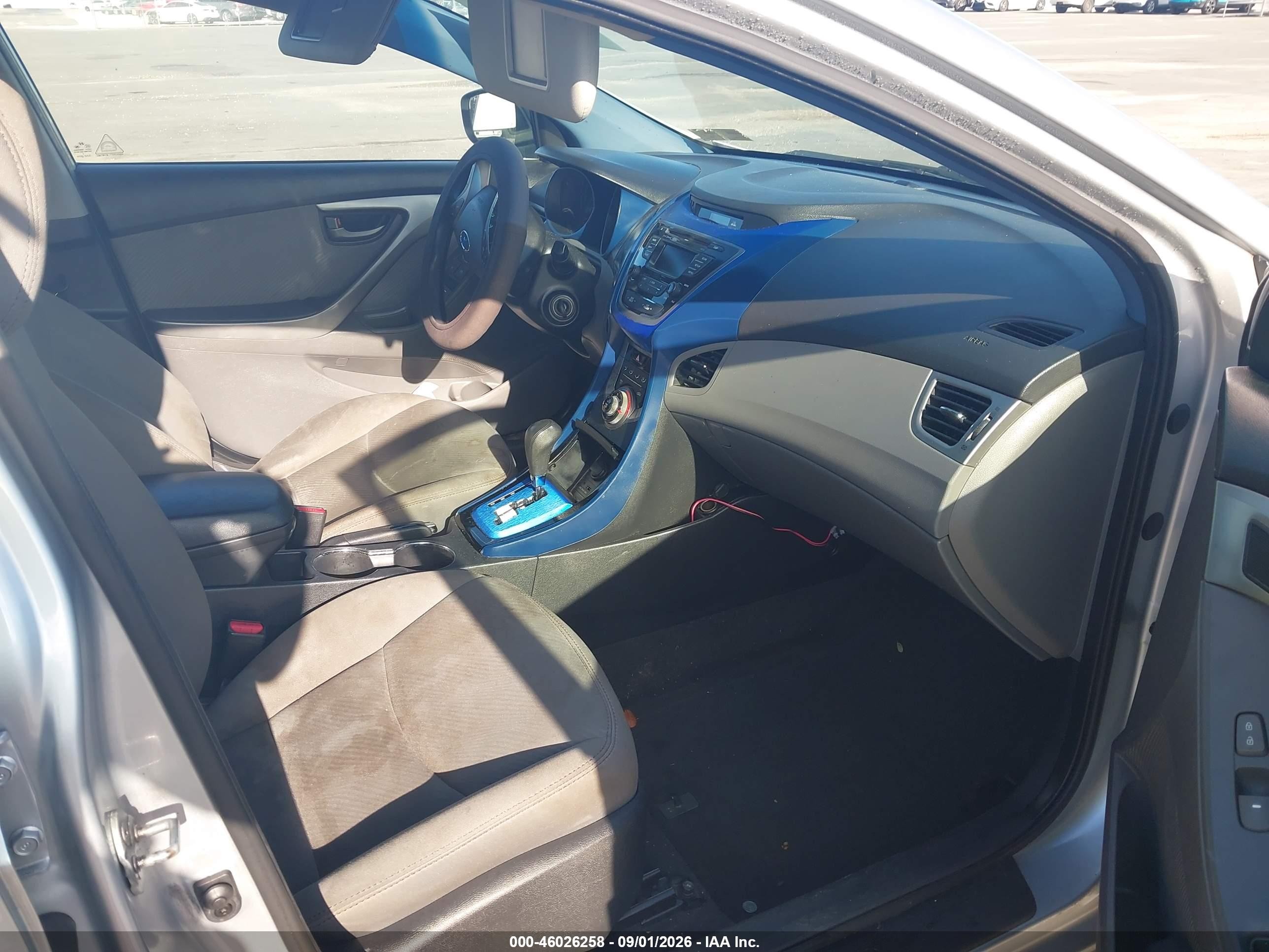 2013 Hyundai Elantra Gls Серебряный vin: 5NPDH4AE4DH227020