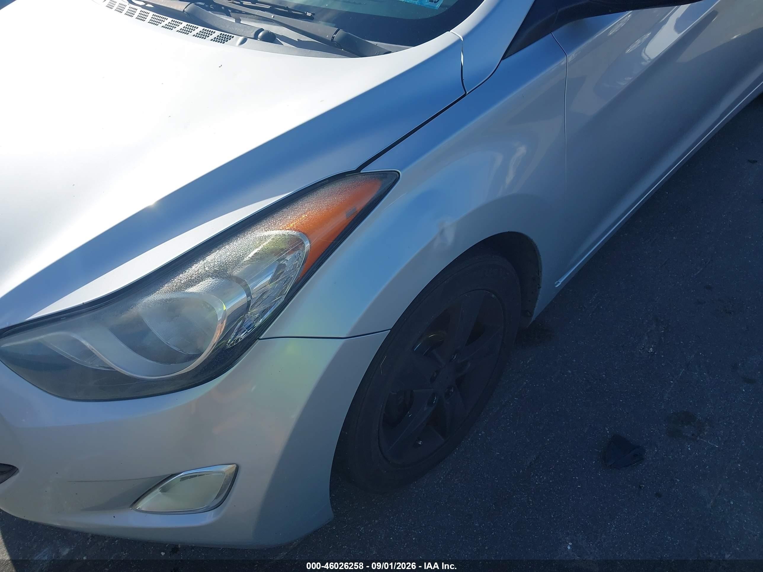 2013 Hyundai Elantra Gls Серебряный vin: 5NPDH4AE4DH227020