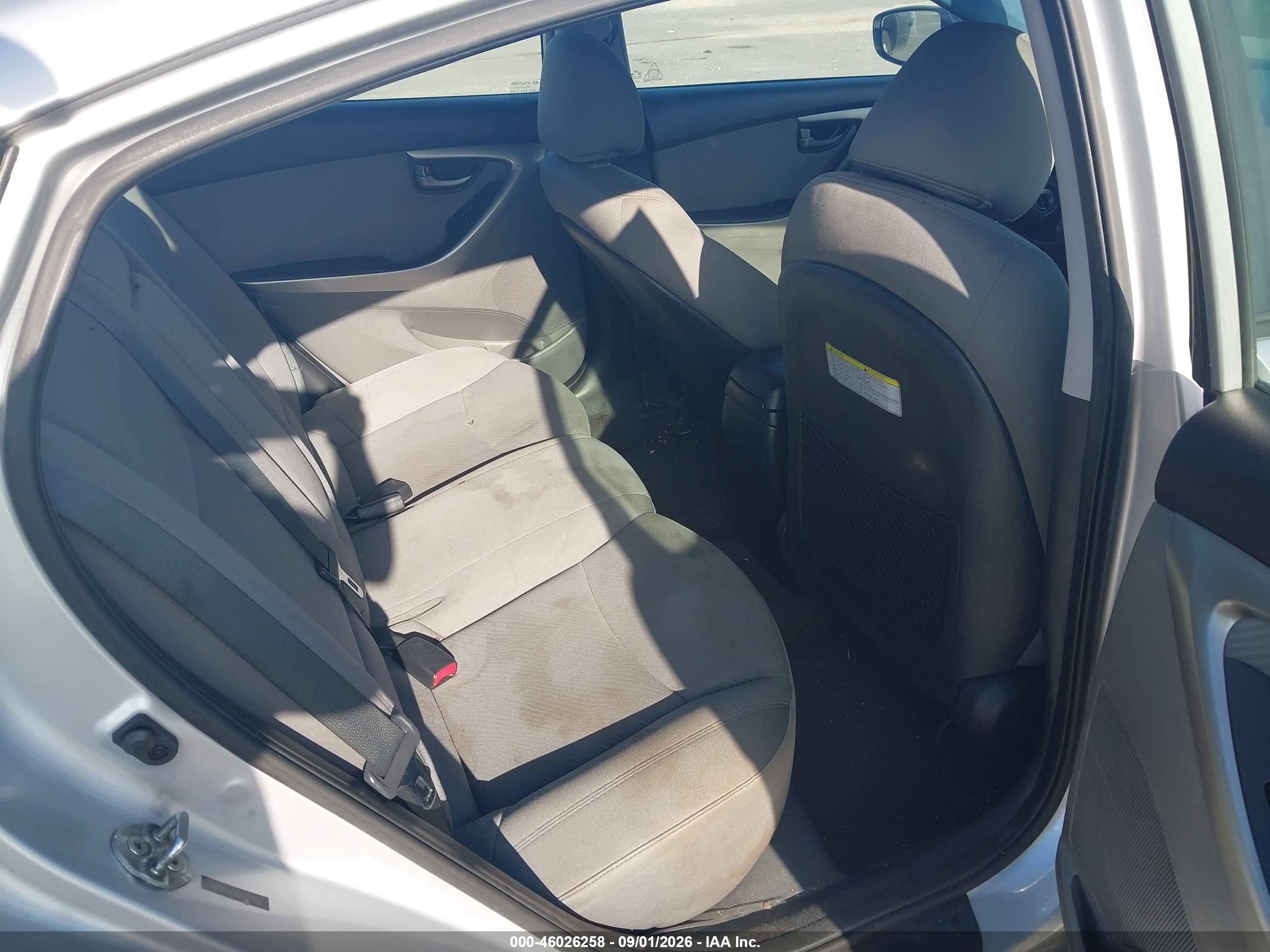 2013 Hyundai Elantra Gls Серебряный vin: 5NPDH4AE4DH227020