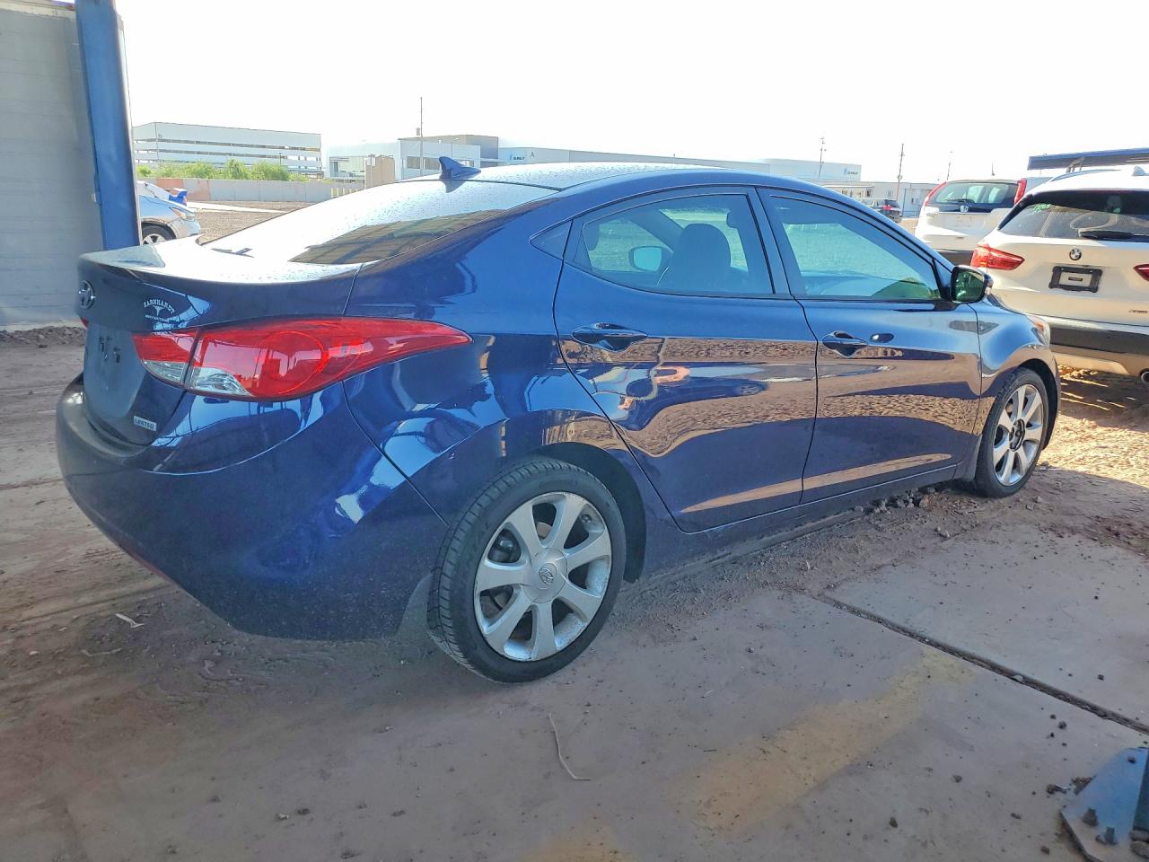 2013 Hyundai Elantra Limited Blue vin: 5NPDH4AE4DH254170