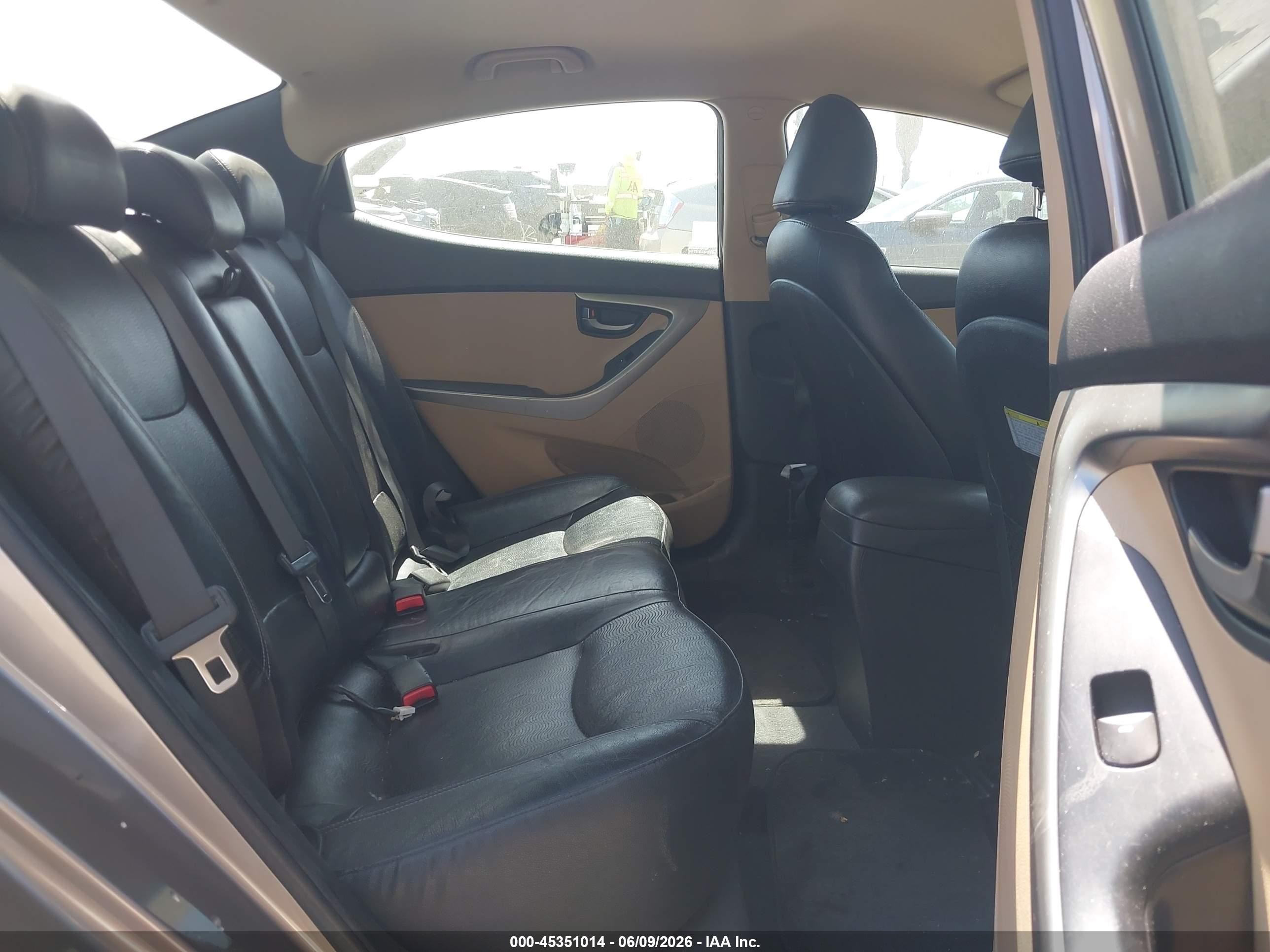 2013 Hyundai Elantra Gls Beige vin: 5NPDH4AE4DH255190
