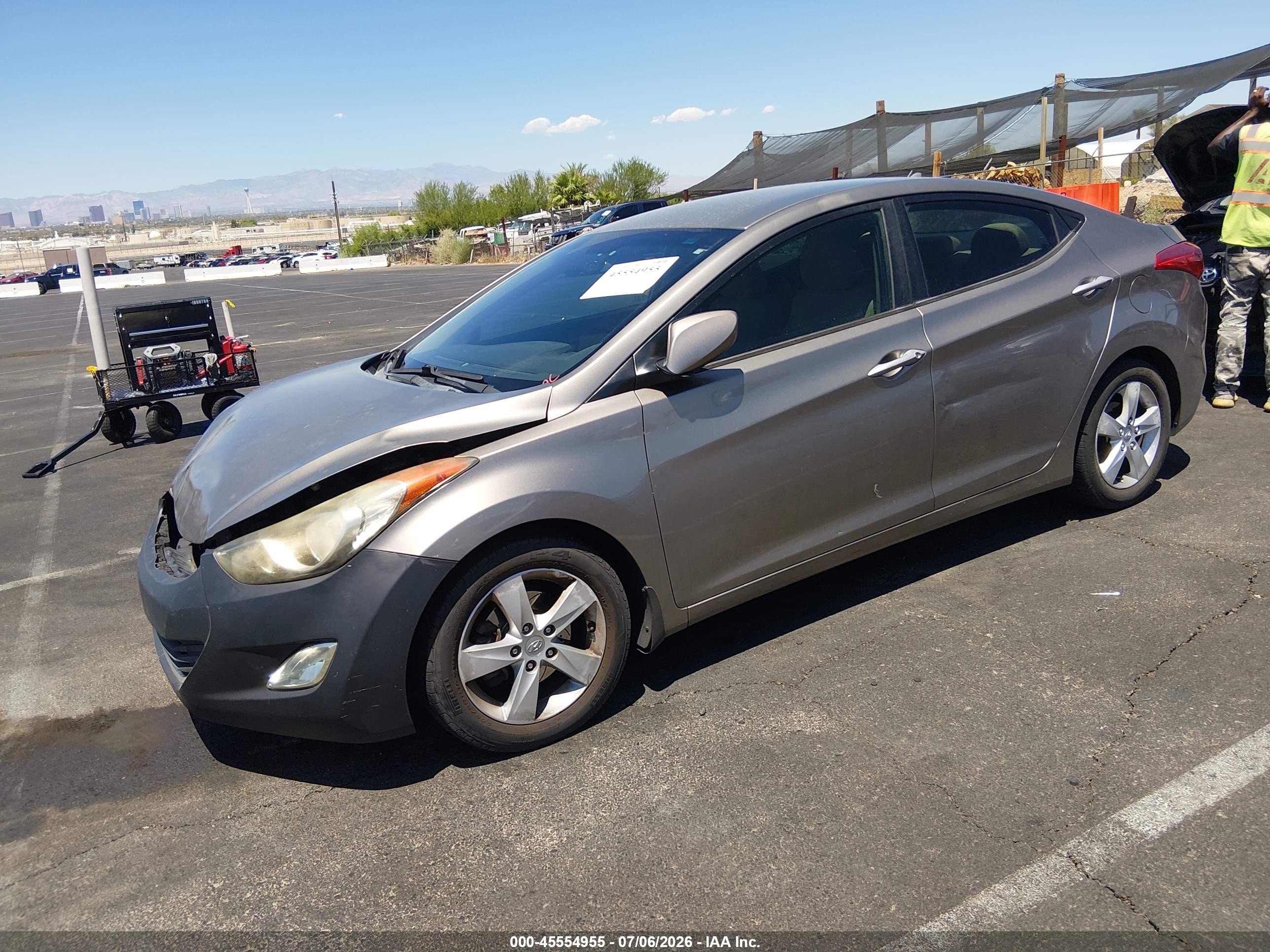 2013 Hyundai Elantra Gls Gray vin: 5NPDH4AE4DH261412