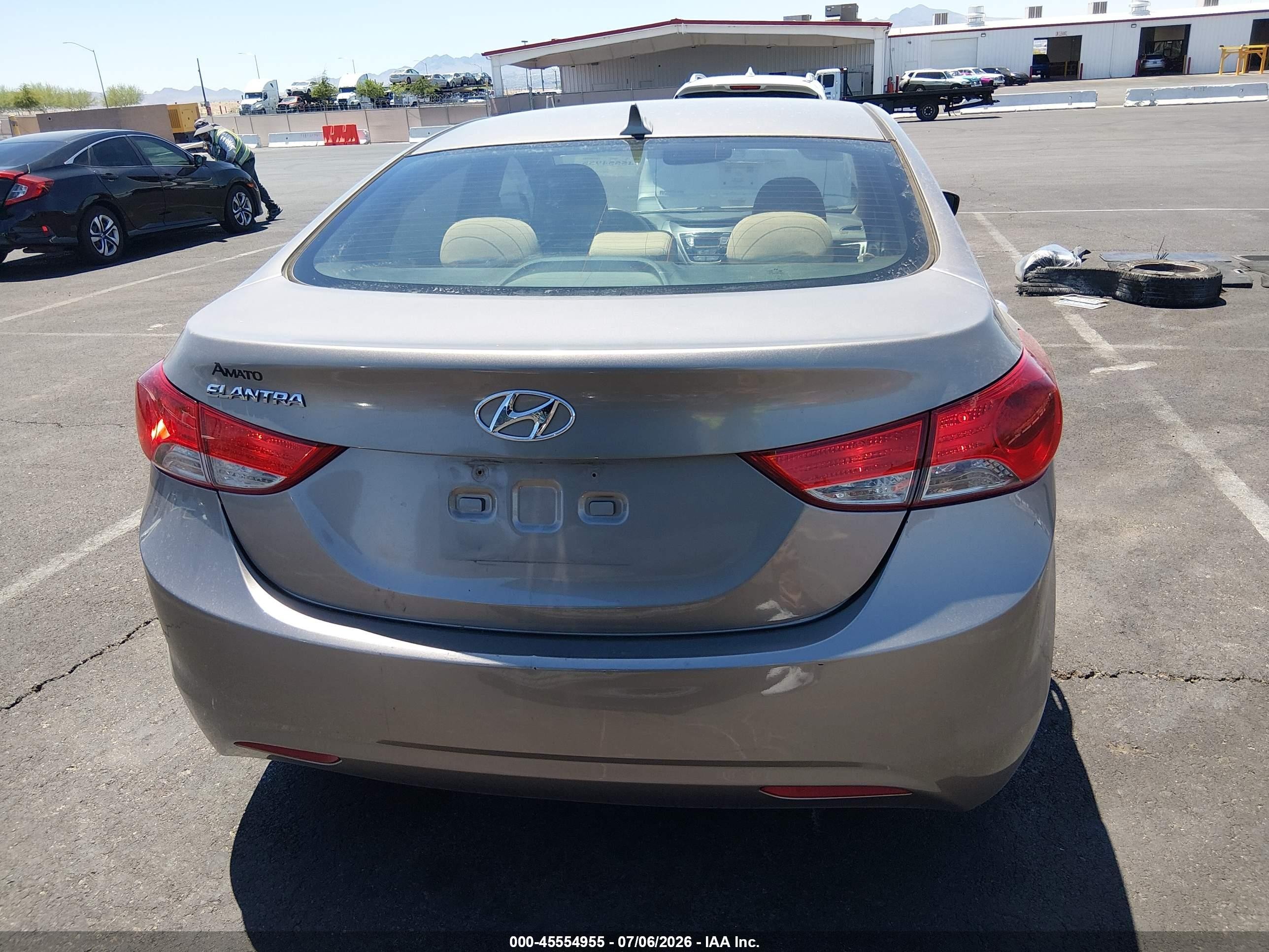 2013 Hyundai Elantra Gls Gray vin: 5NPDH4AE4DH261412