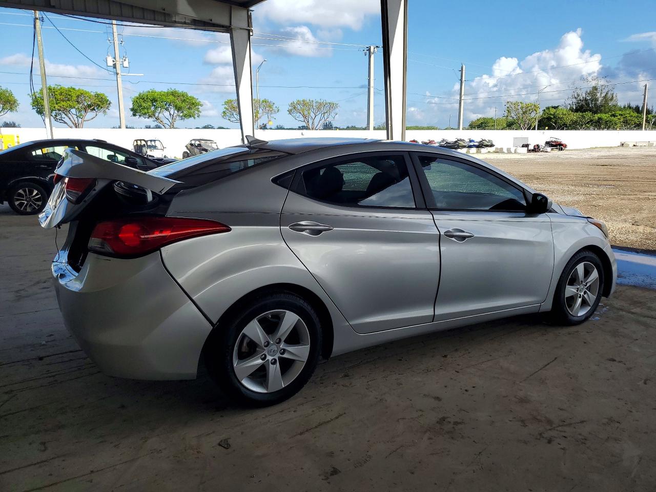 2013 Hyundai Elantra Gls Silver vin: 5NPDH4AE4DH266433