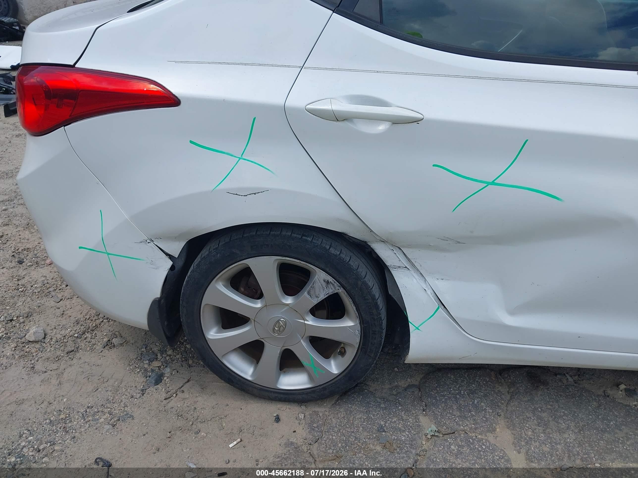 2013 Hyundai Elantra Limited White vin: 5NPDH4AE4DH270045