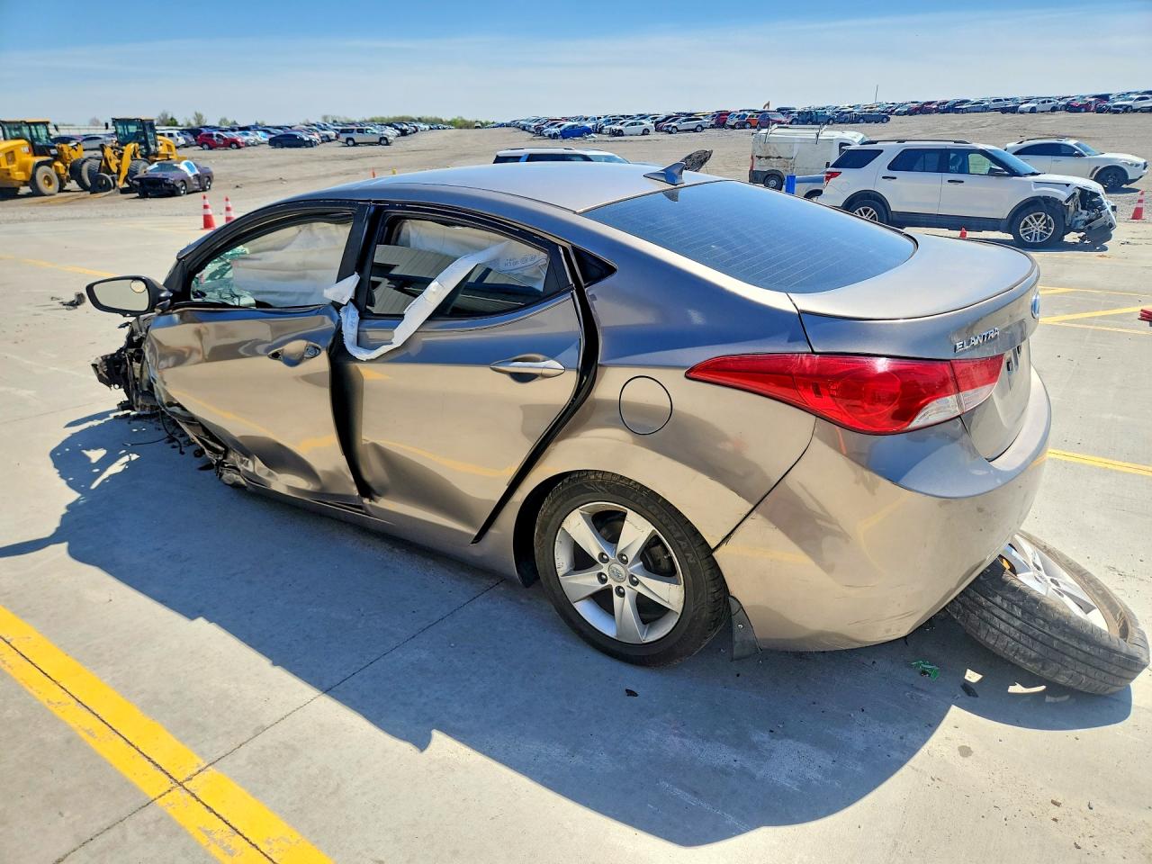 2013 Hyundai Elantra Gls Tan vin: 5NPDH4AE4DH272104