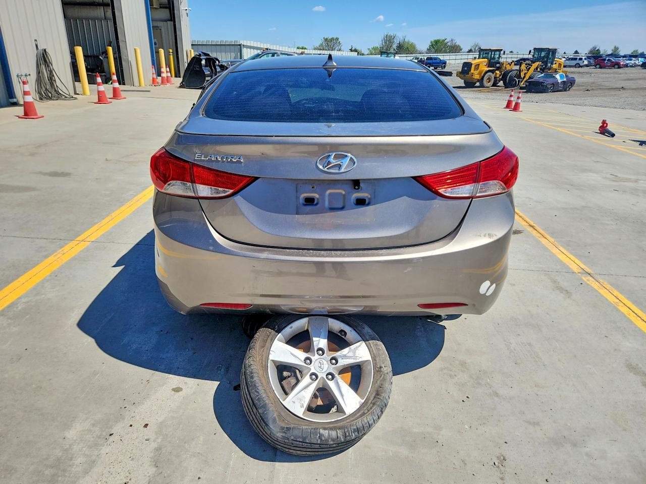 2013 Hyundai Elantra Gls Tan vin: 5NPDH4AE4DH272104