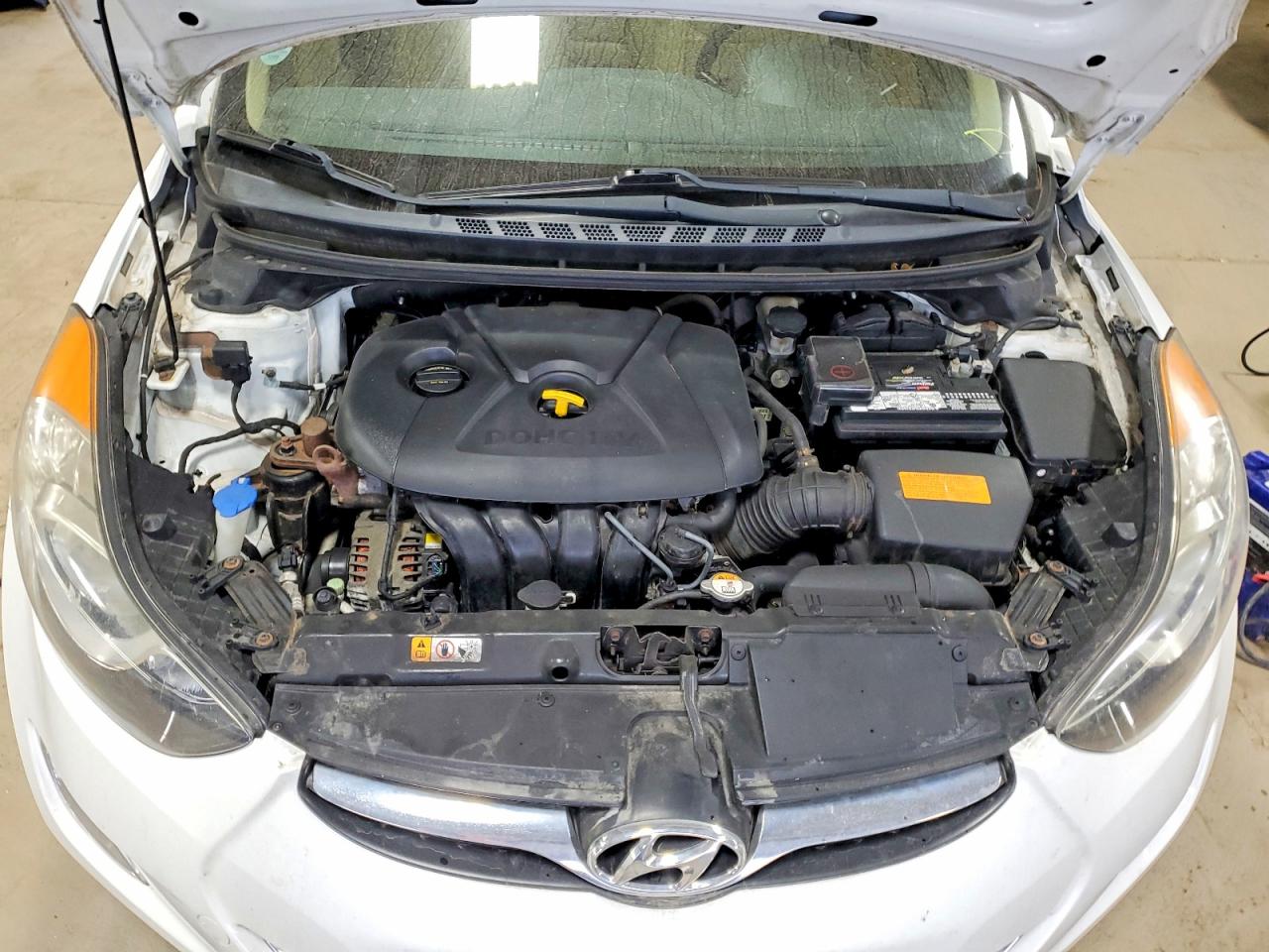 2013 Hyundai Elantra Gls White vin: 5NPDH4AE4DH281241
