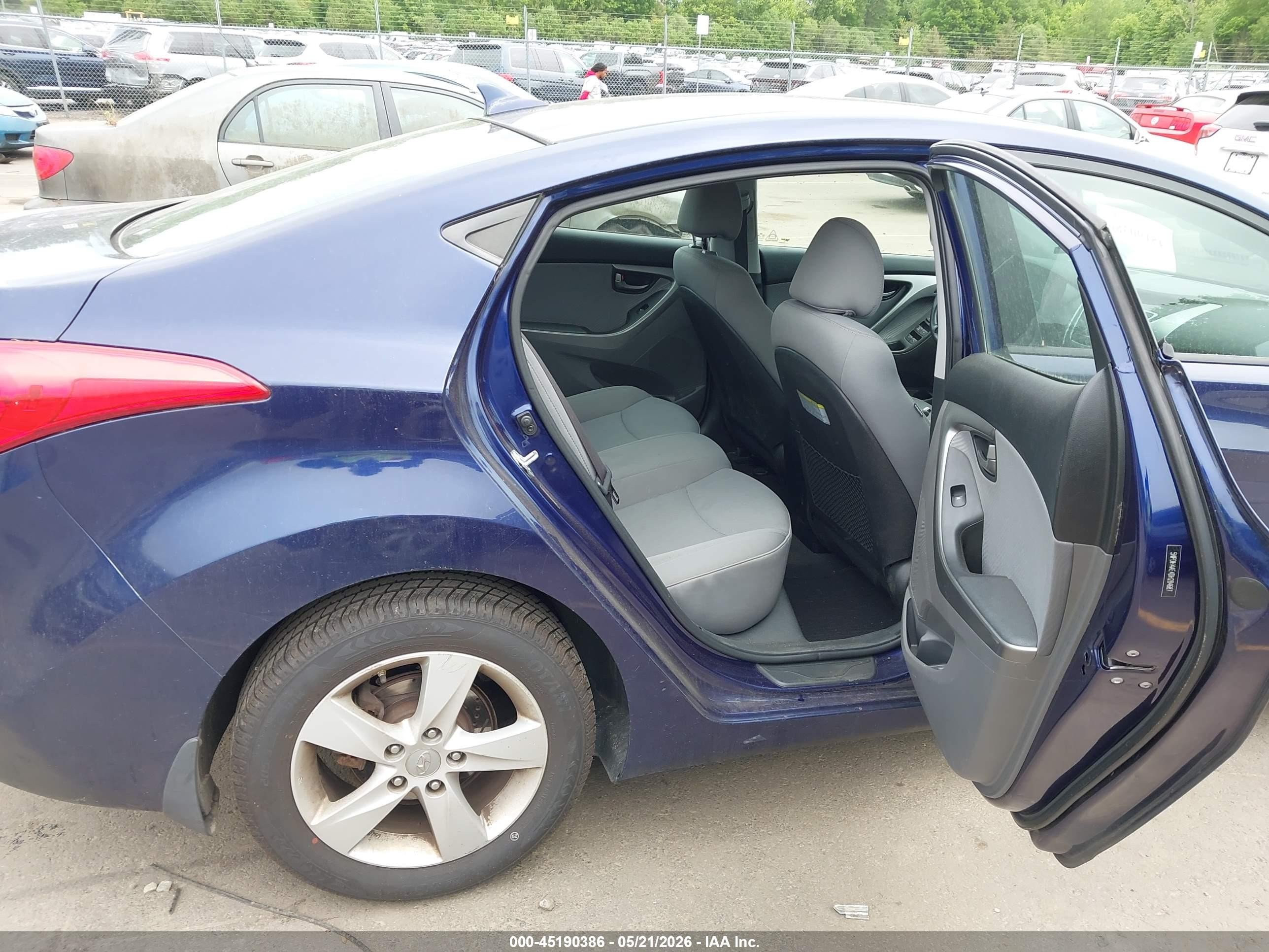 2013 Hyundai Elantra Gls Blue vin: 5NPDH4AE4DH284687