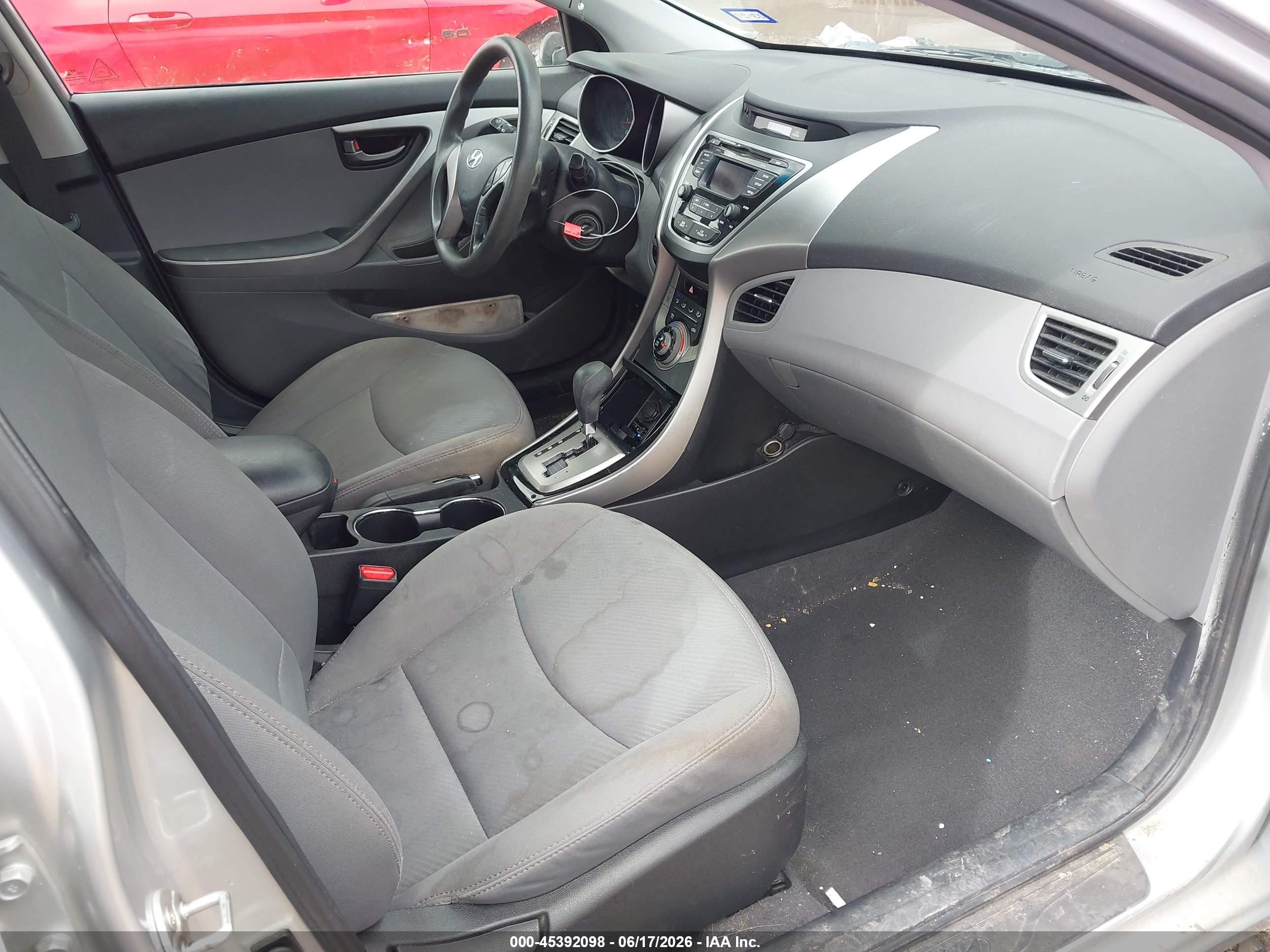 2013 Hyundai Elantra Gls Серебряный vin: 5NPDH4AE4DH287251