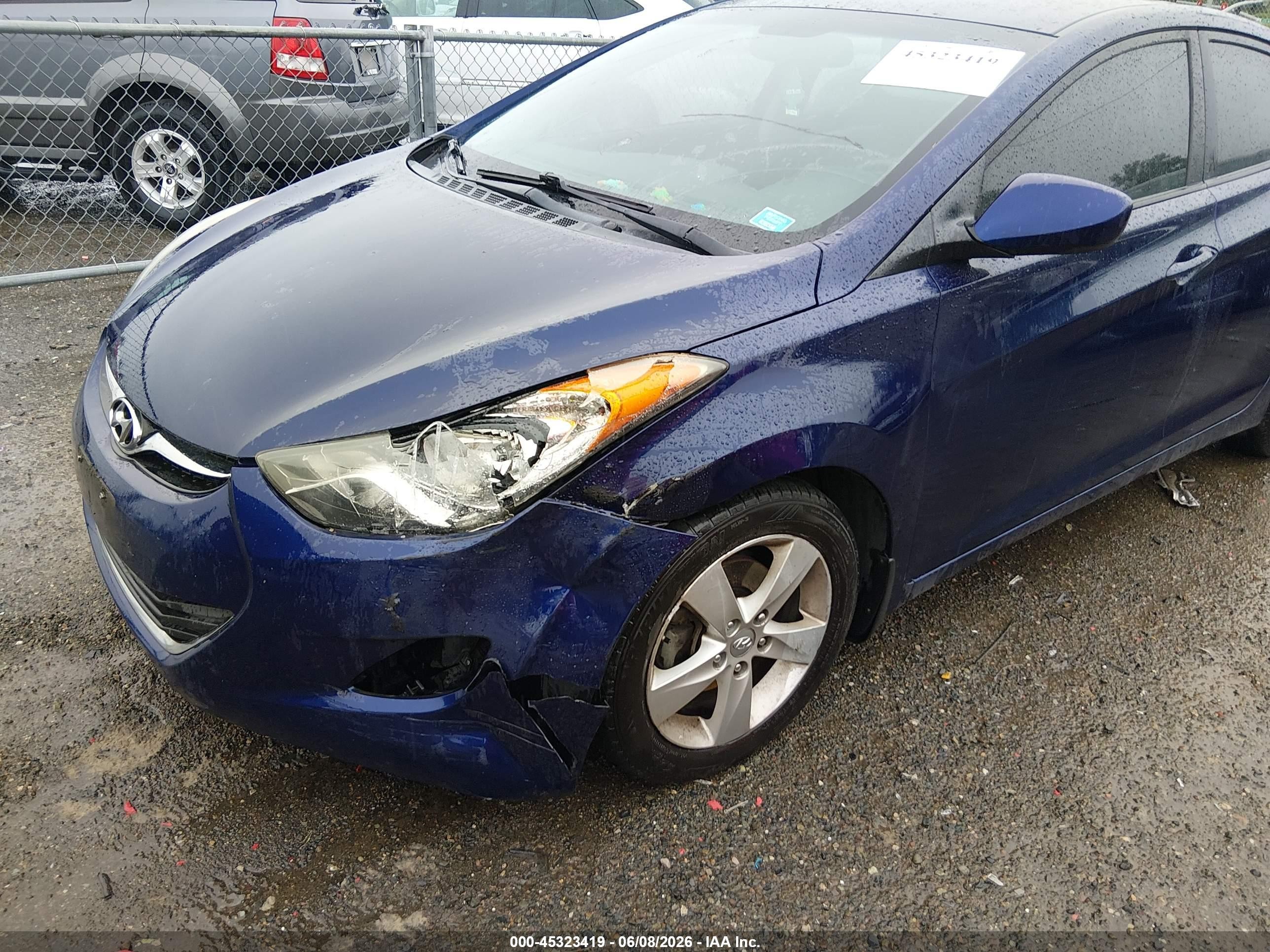 2013 Hyundai Elantra Gls Blue vin: 5NPDH4AE4DH290635