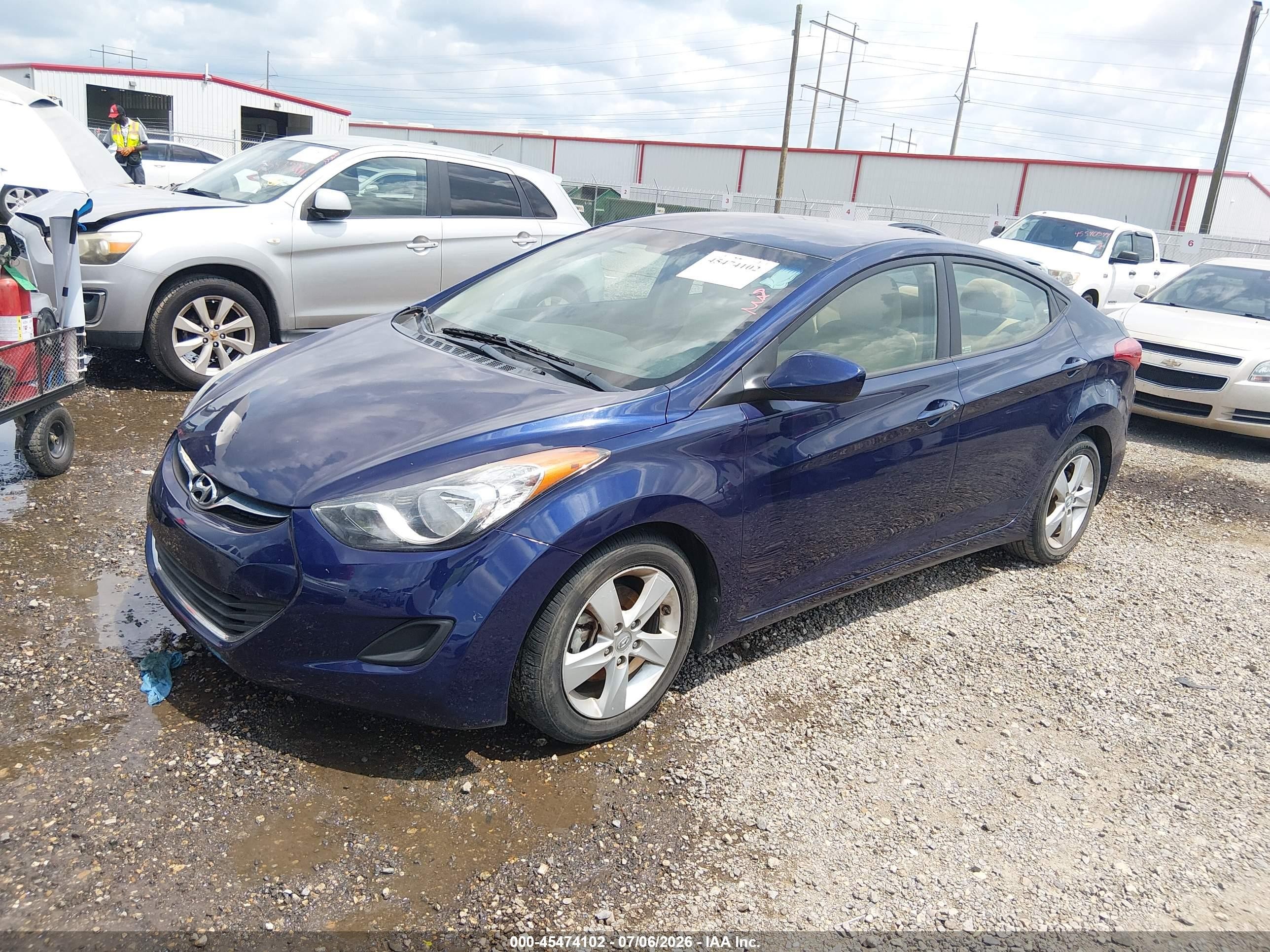 2013 Hyundai Elantra Gls Blue vin: 5NPDH4AE4DH304811